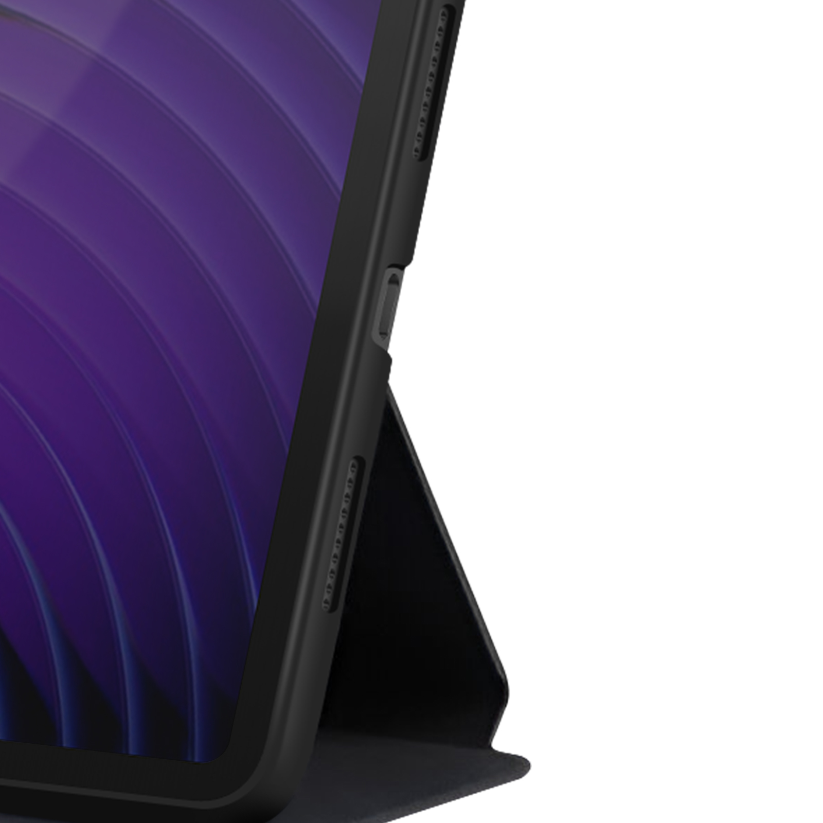 Custodia per tablet nera con interno viola. La custodia è su sfondo bianco.