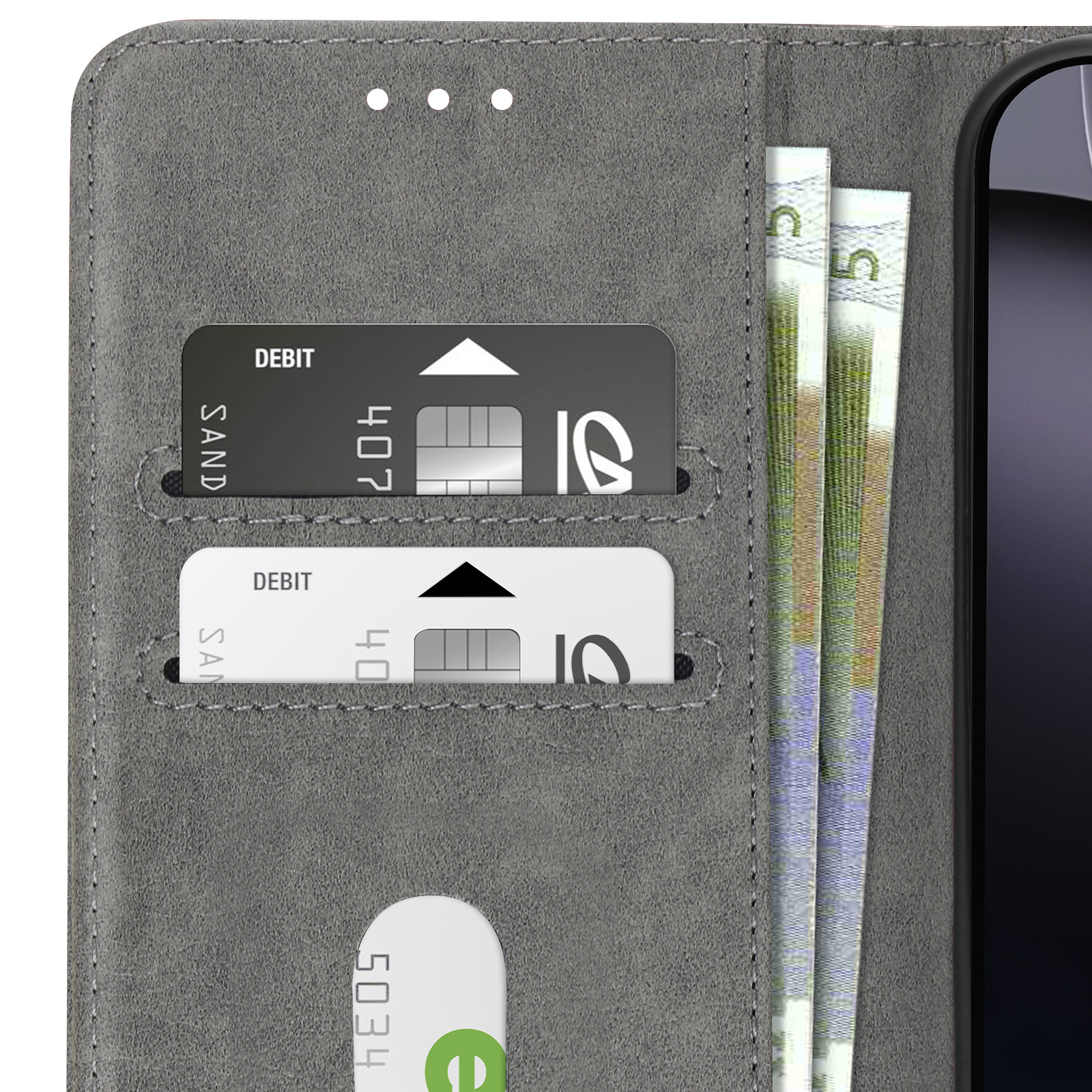 Custodia grigia per telefono, aperta, con carte e denaro visibili nelle fessure del portafoglio.