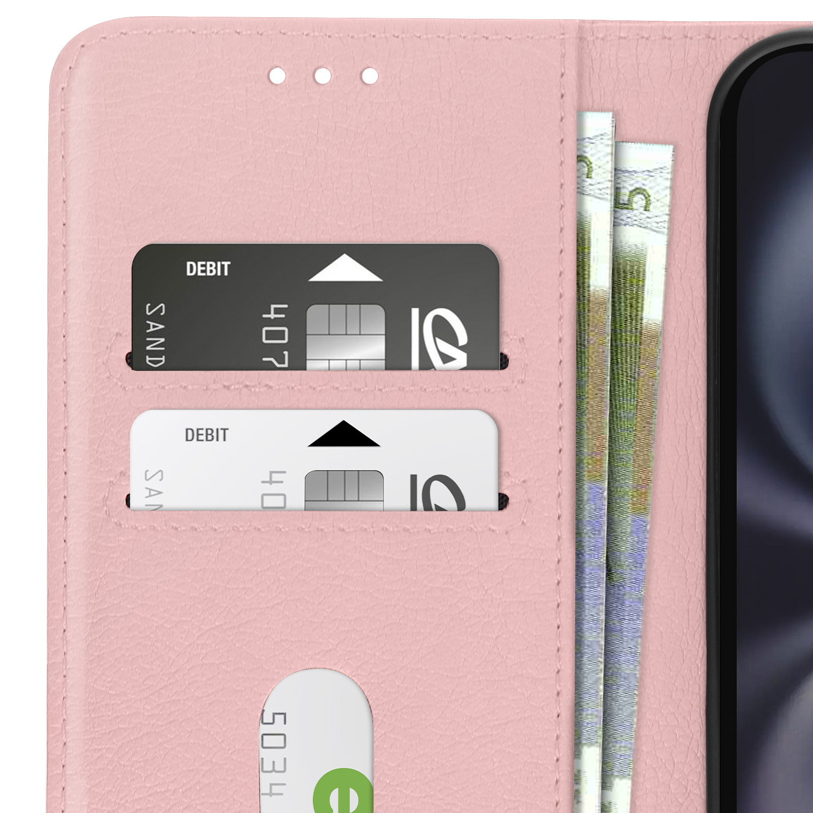 Custodia rosa per telefono con due carte di debito e un po' di soldi dentro.