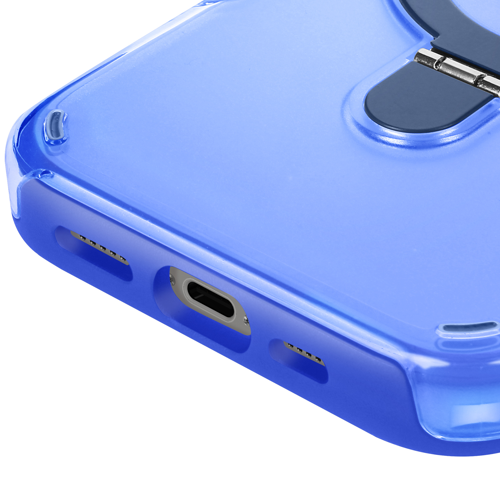 Primo piano di una custodia per telefono blu che mostra la parte inferiore con la porta di ricarica e i fori degli altoparlanti.