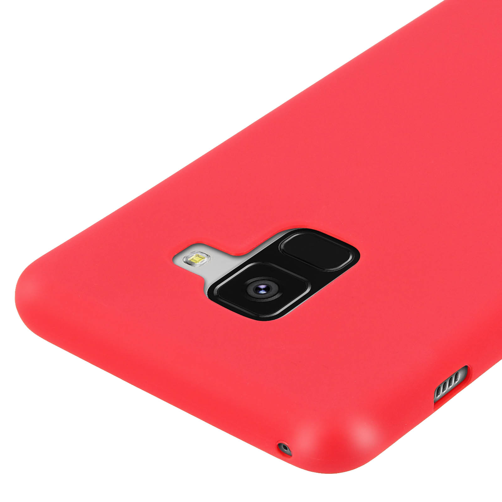Primo piano di una custodia rossa per telefono. La fotocamera e il flash sono visibili.