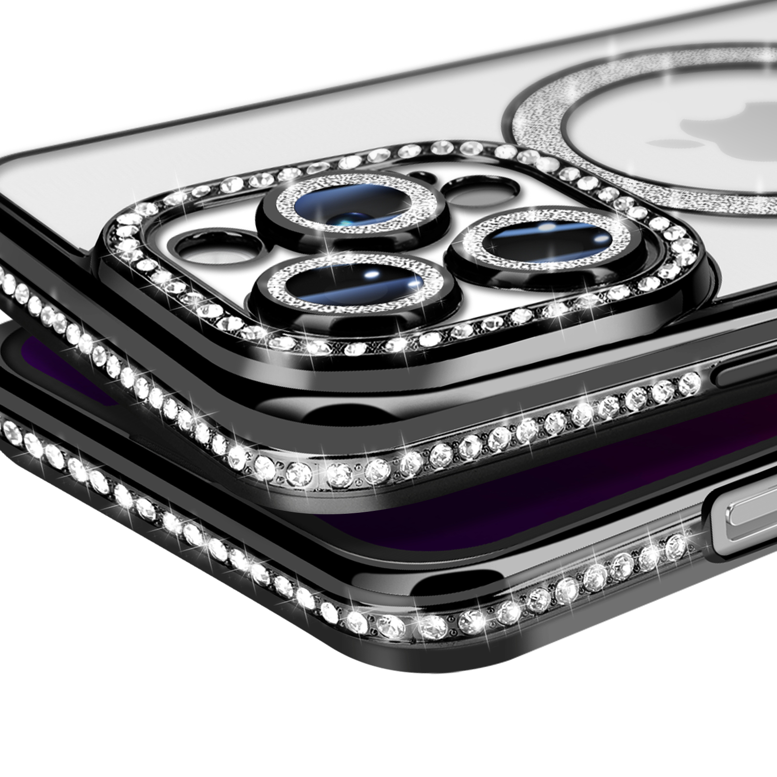 Primo piano di una custodia nera per telefono, cristalli attorno agli obiettivi della fotocamera e ai bordi della custodia.