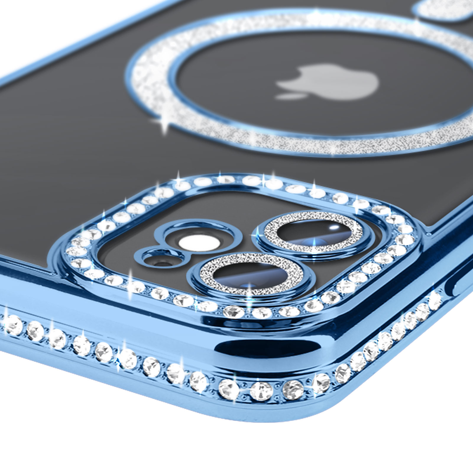 Primo piano del telefono con cornice della fotocamera blu con diamanti e custodia trasparente.