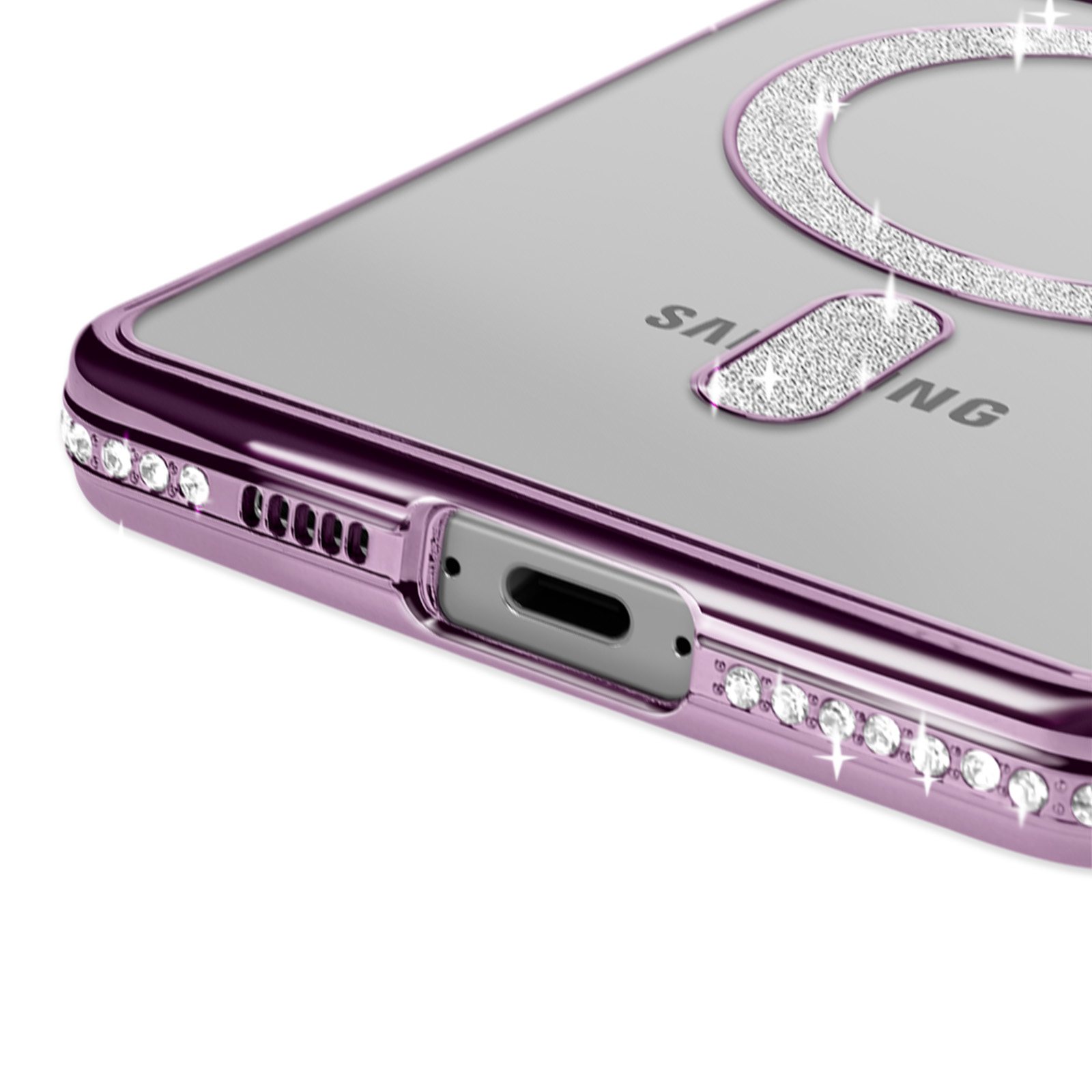 Primo piano di un telefono Samsung rosa con cornice di diamanti attorno all'obiettivo. La custodia è lucida.