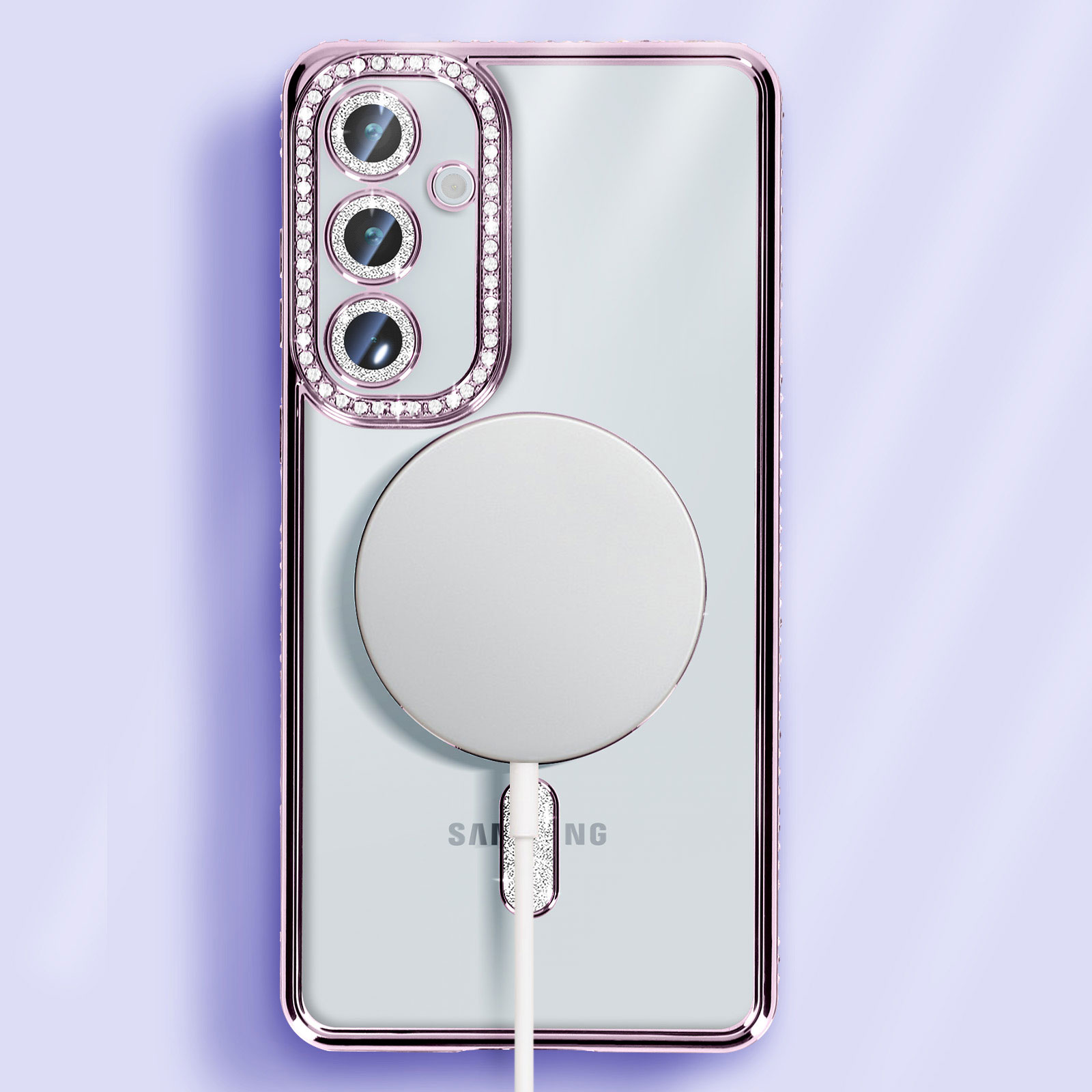 Custodia per telefono con strass e base di ricarica bianca. Sfondo viola.