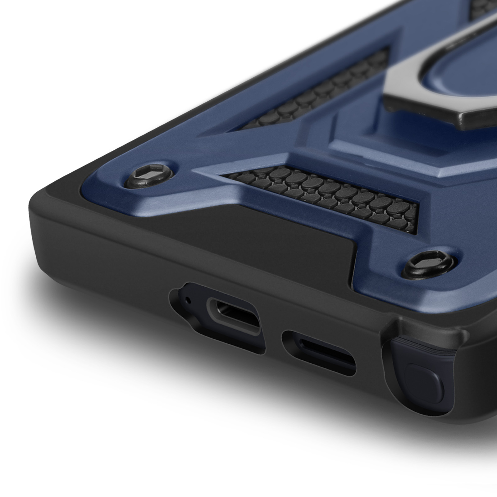 Primo piano di una custodia per telefono nera e blu. Dettaglio dell'area della fotocamera e del supporto ad anello.