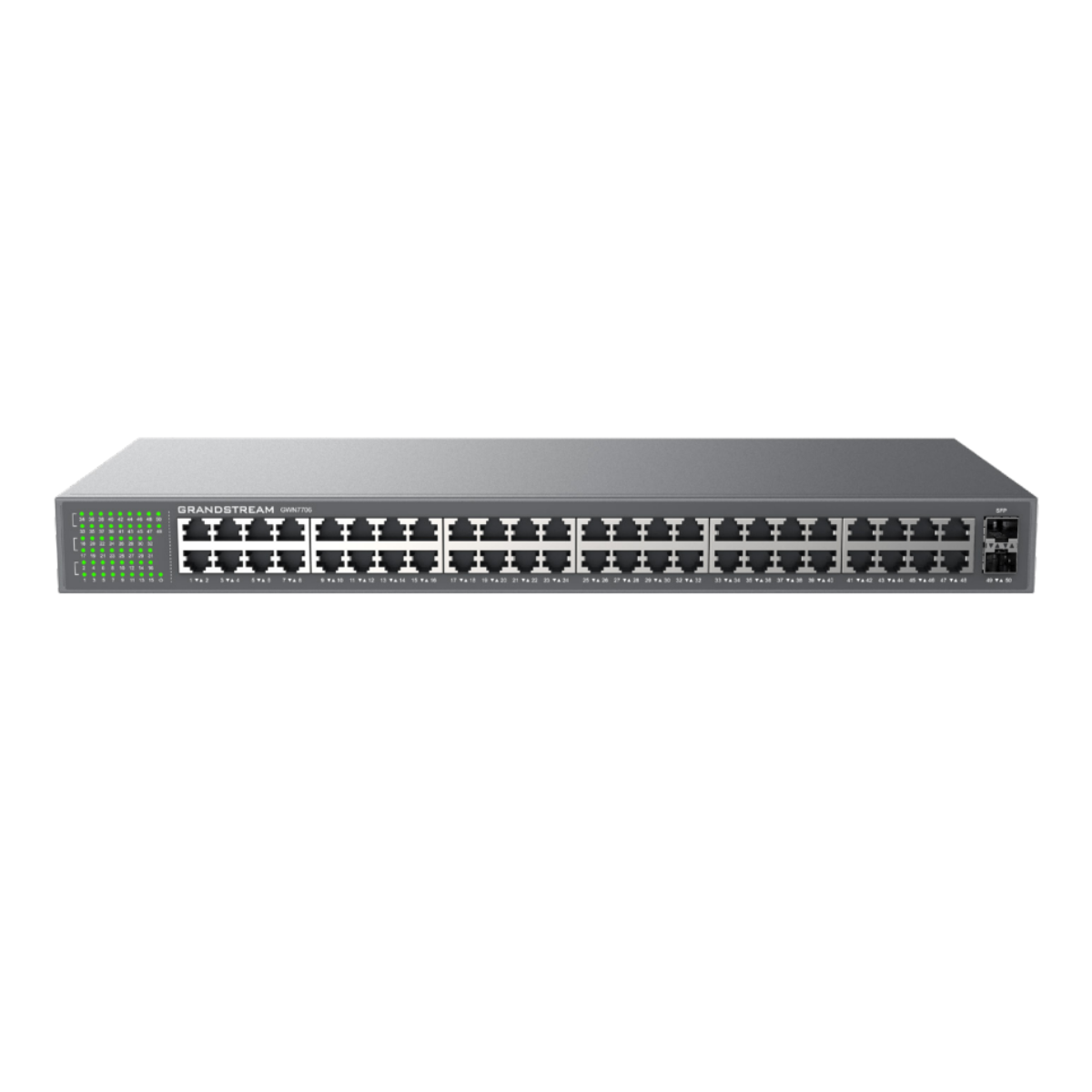 Switch Ethernet grigio con molte porte, sfondo bianco.