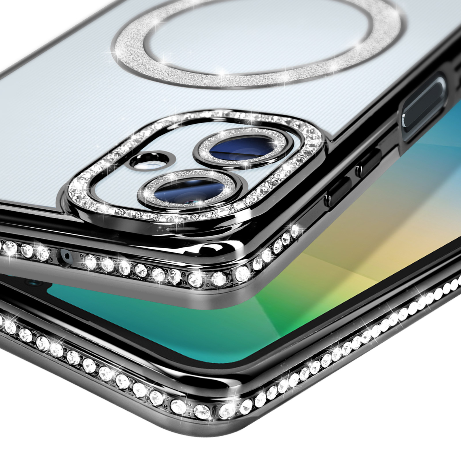 Primo piano sulla custodia del telefono con diamanti. I diamanti circondano la fotocamera e bordano il telefono. Nero.