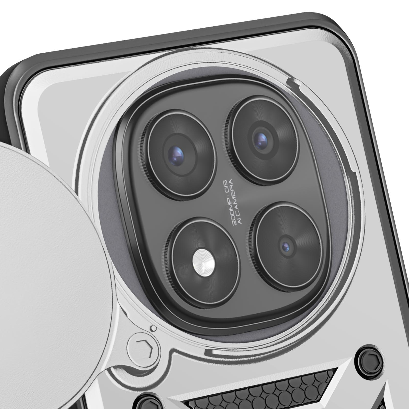 Primo piano di una custodia per telefono con quattro lenti della fotocamera e un copriobiettivo rotondo.