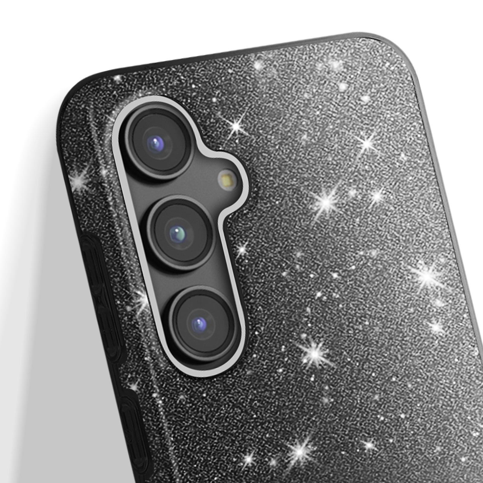 Custodia per telefono glitterata, con un modulo fotocamera, con tre lenti. La custodia è color argento.