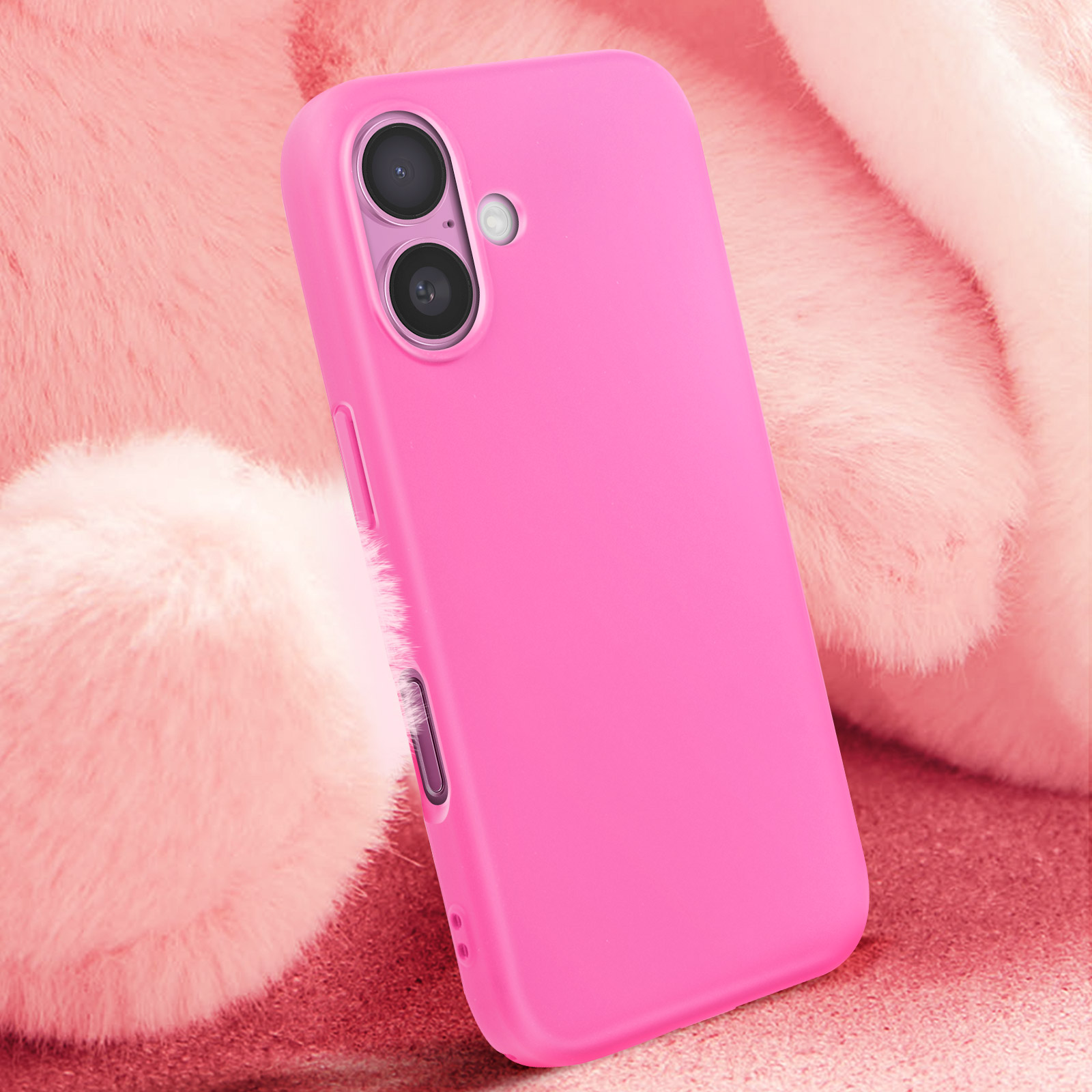 Custodia per telefono rosa. Il telefono ha due fotocamere. Lo sfondo è una trama rosa soffice.