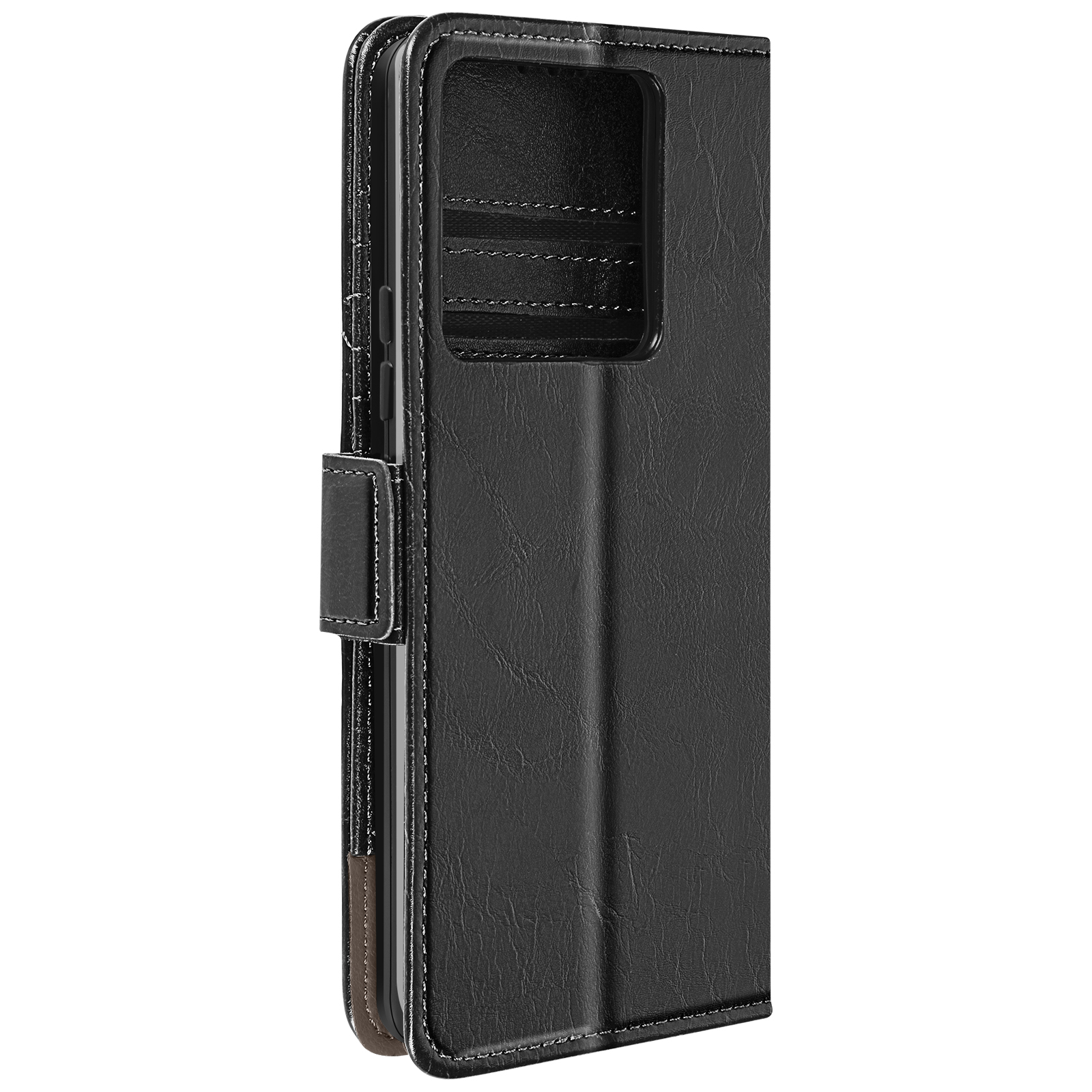Custodia per telefono in pelle nera, chiusa, con chiusura magnetica e scomparti per carte. Cuciture bianche. Sfondo bianco.