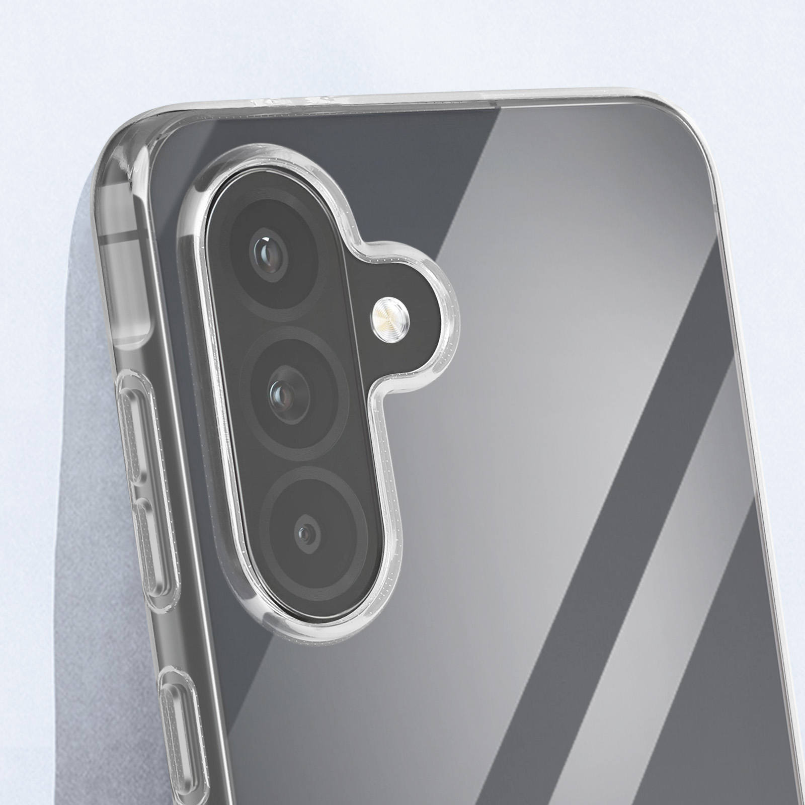 Primo piano di una custodia per telefono con fotocamera e flash. Il telefono è all'interno. La custodia è trasparente.