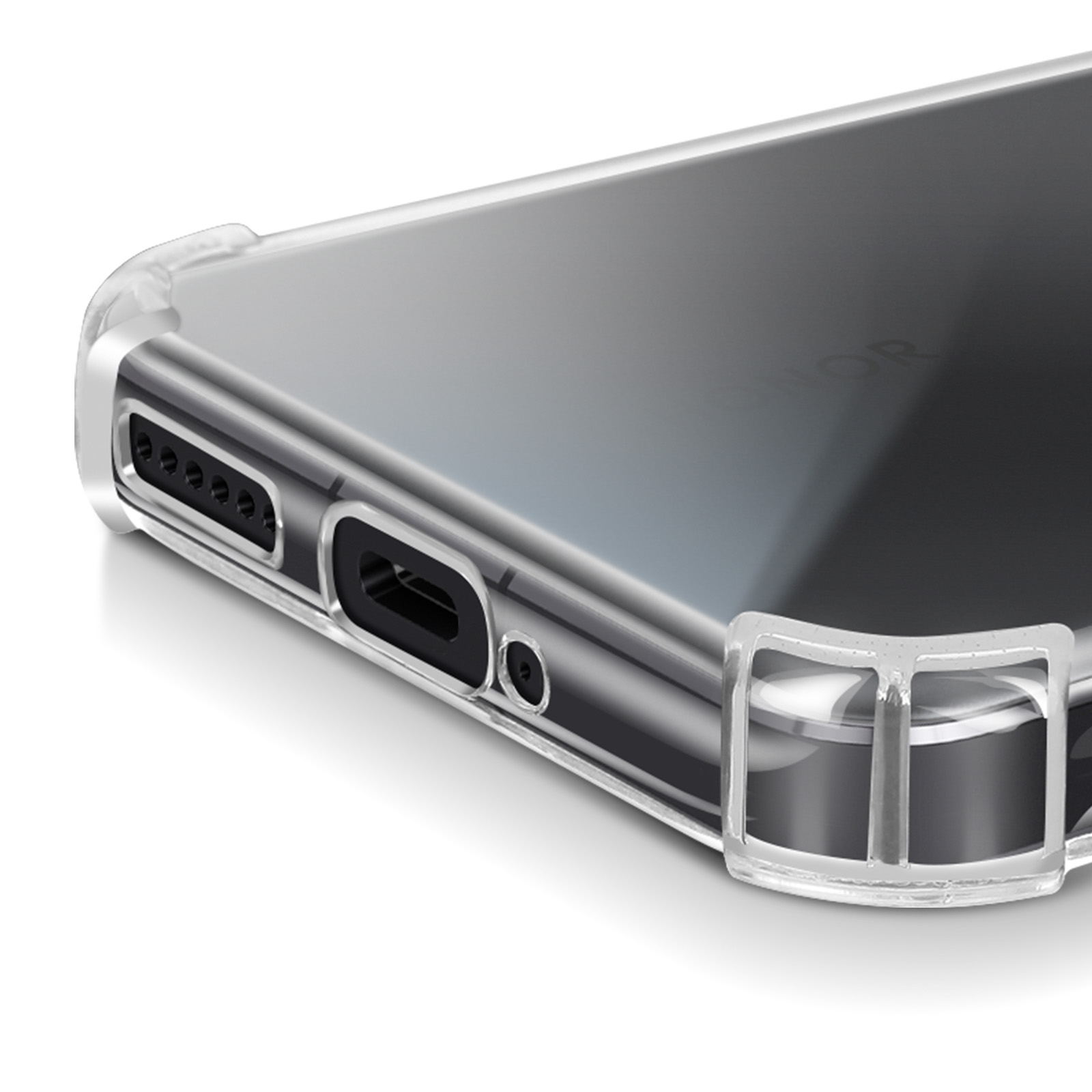 Primo piano della parte inferiore del telefono con custodia trasparente, che mostra la porta di ricarica e i fori degli altoparlanti.