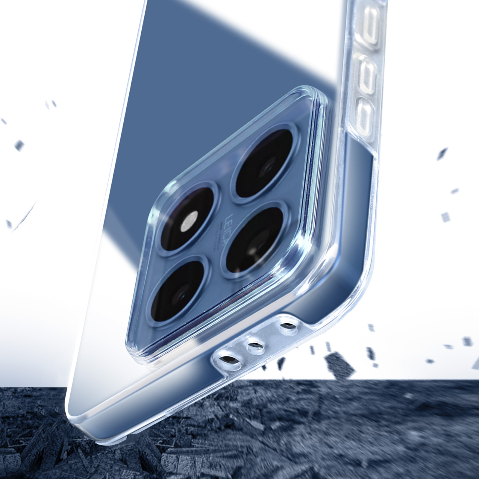 Primo piano di un telefono con custodia trasparente. Le lenti della fotocamera sono visibili.