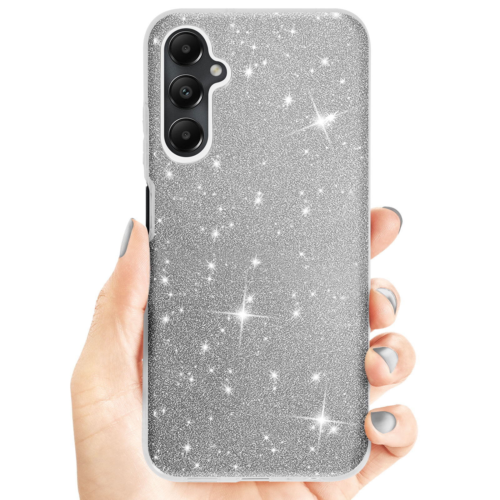 Una mano che tiene una custodia per telefono argentata scintillante. La custodia è ricoperta di glitter con un bordo trasparente.
