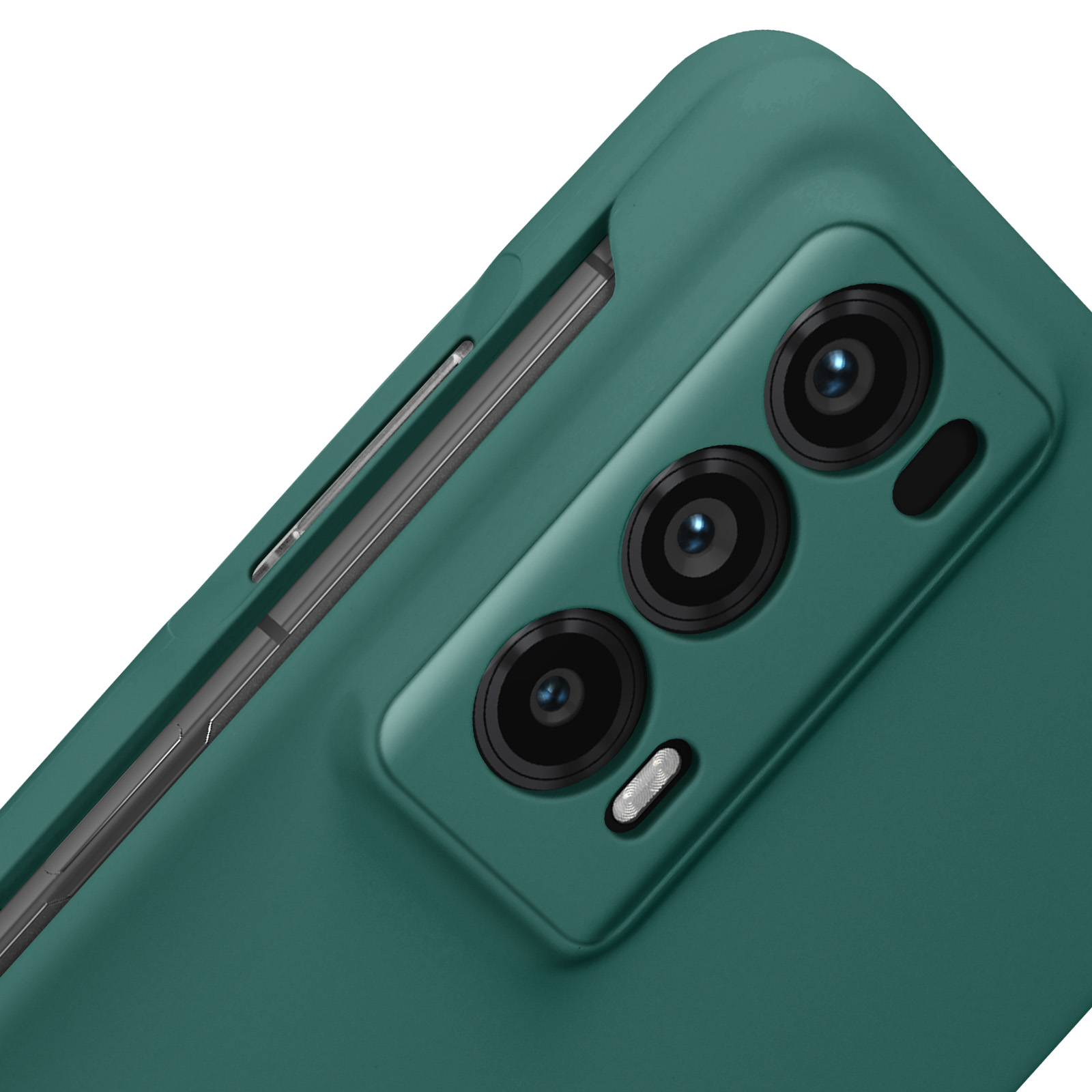 Primo piano di una custodia verde per telefono con tre obiettivi. Sfondo bianco.