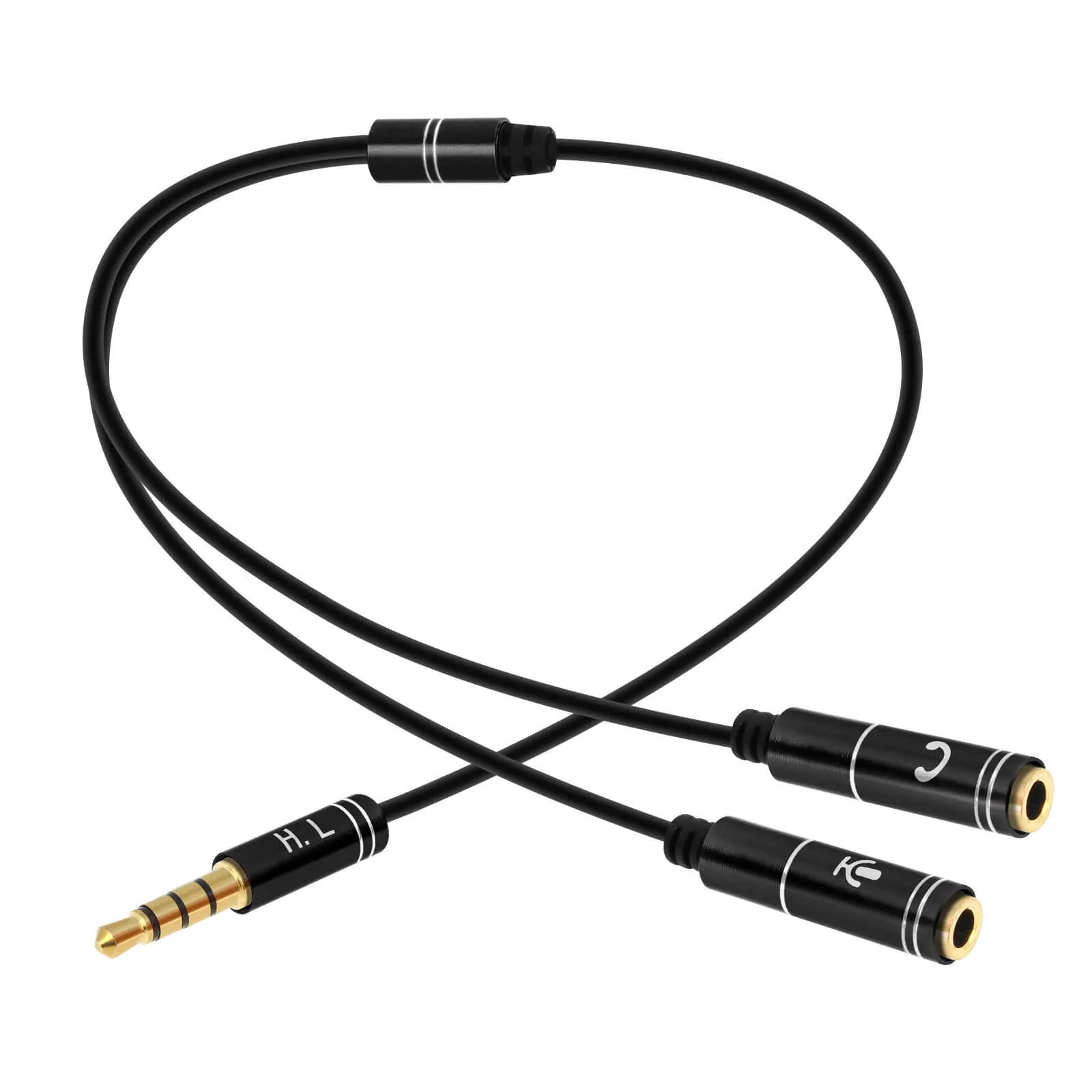 Sdoppiatore audio nero con jack da 3,5 mm con punta dorata e due porte femmina con etichette 'C' e 'KC'.