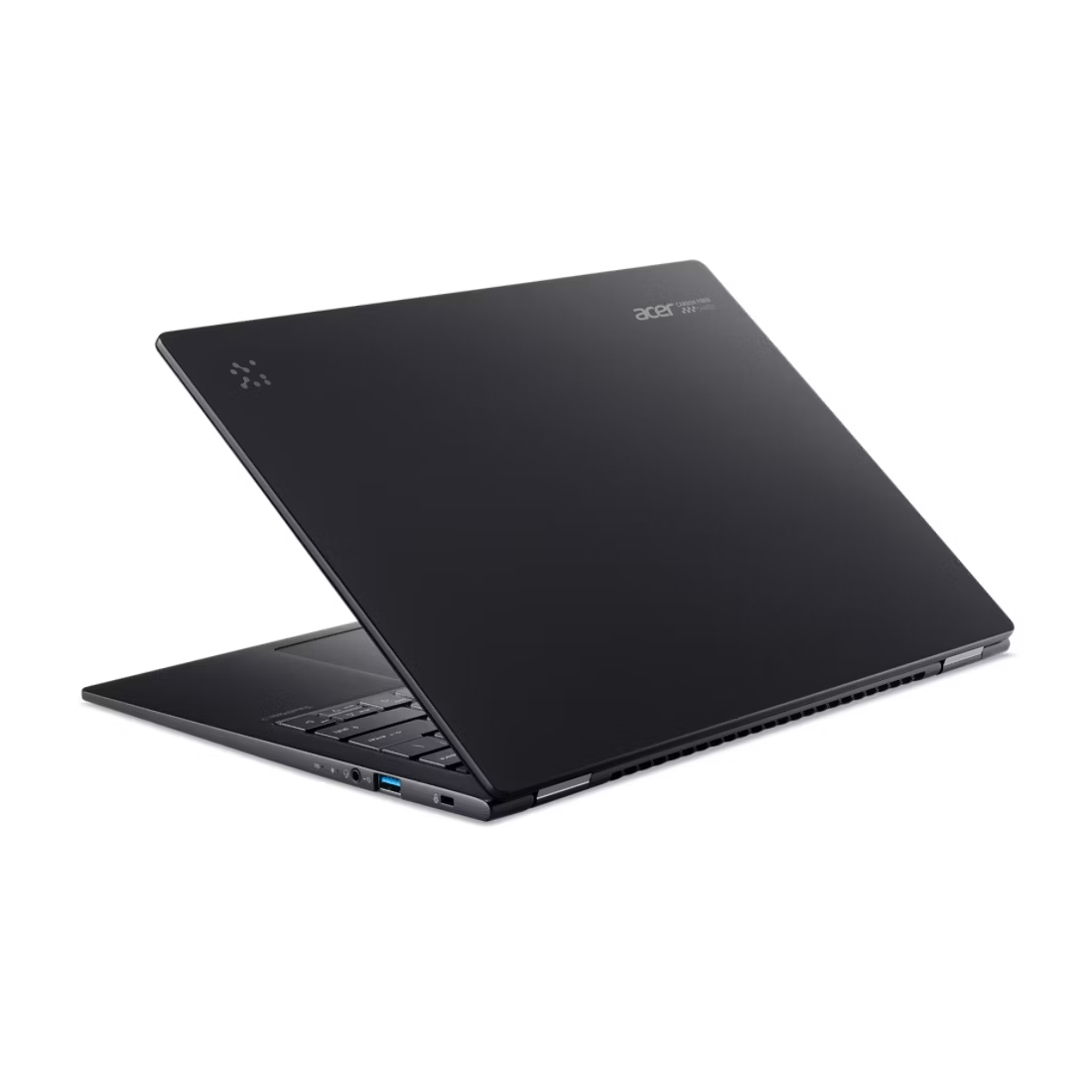 Laptop nero con coperchio parzialmente aperto. Il logo Acer è visibile sul coperchio. Il laptop è su una superficie bianca.
