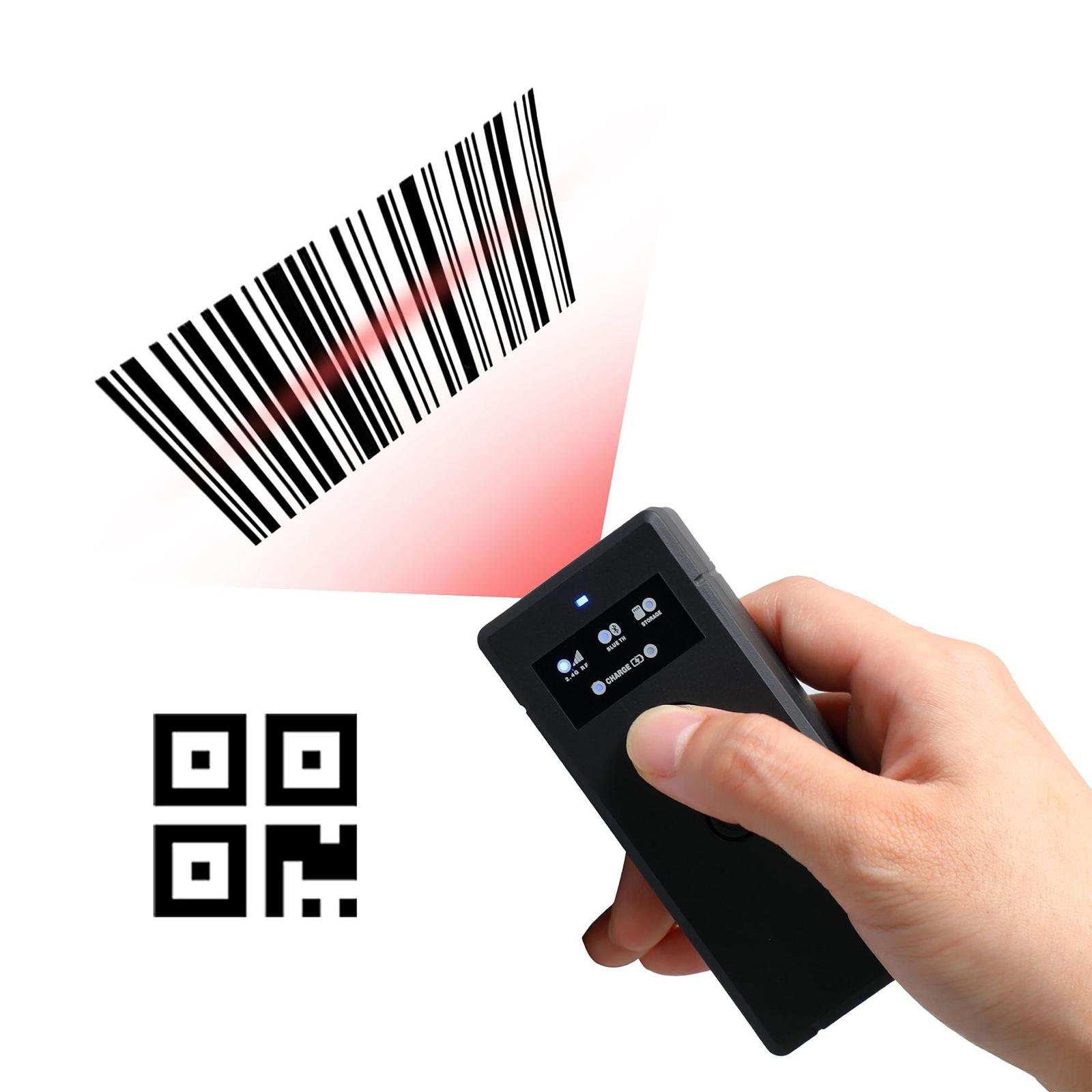 Hand, die einen schwarzen Barcodescanner hält. Roter Laser projiziert auf einen Barcode. Ein QR-Code befindet sich links.