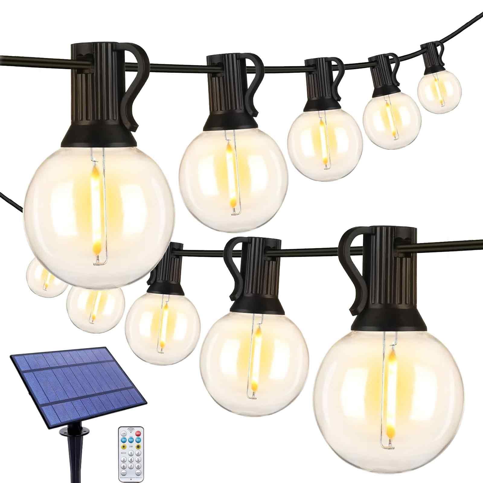 Lichterkette mit klaren Glühbirnen, Solarpanel und Fernbedienung. Weißer Hintergrund.