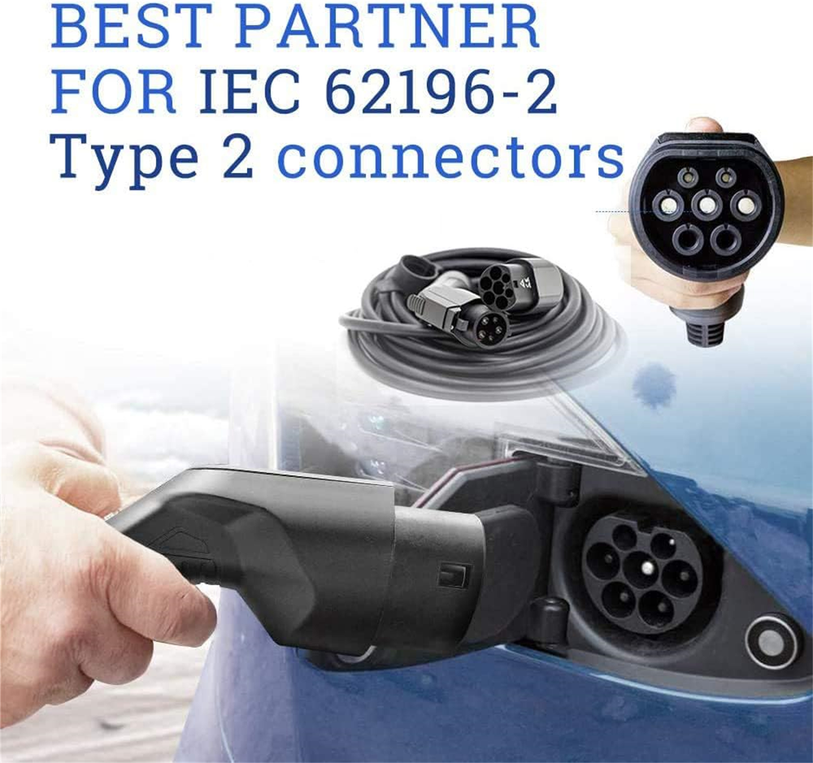 IEC 62196-2 Typ 2 Stecker, mit einer Hand, die den Stecker hält.