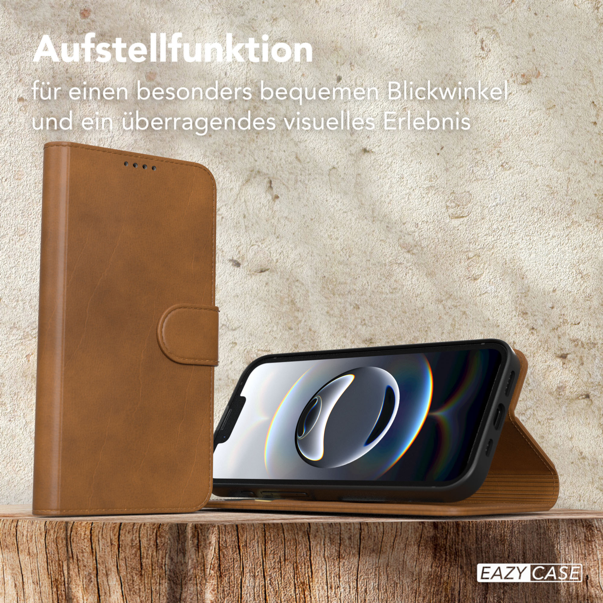 Braune Handyhülle, offen, auf Holz stehend, mit Telefon.