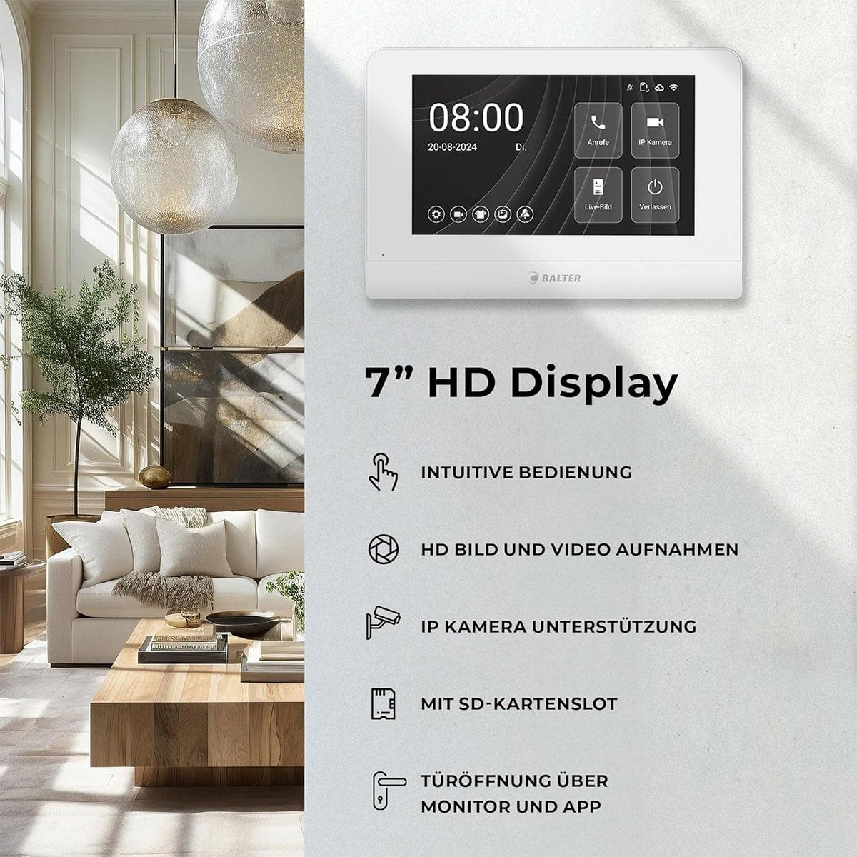 Weißer Intercom-Monitor mit Zeitanzeige in einem modernen Wohnzimmer.