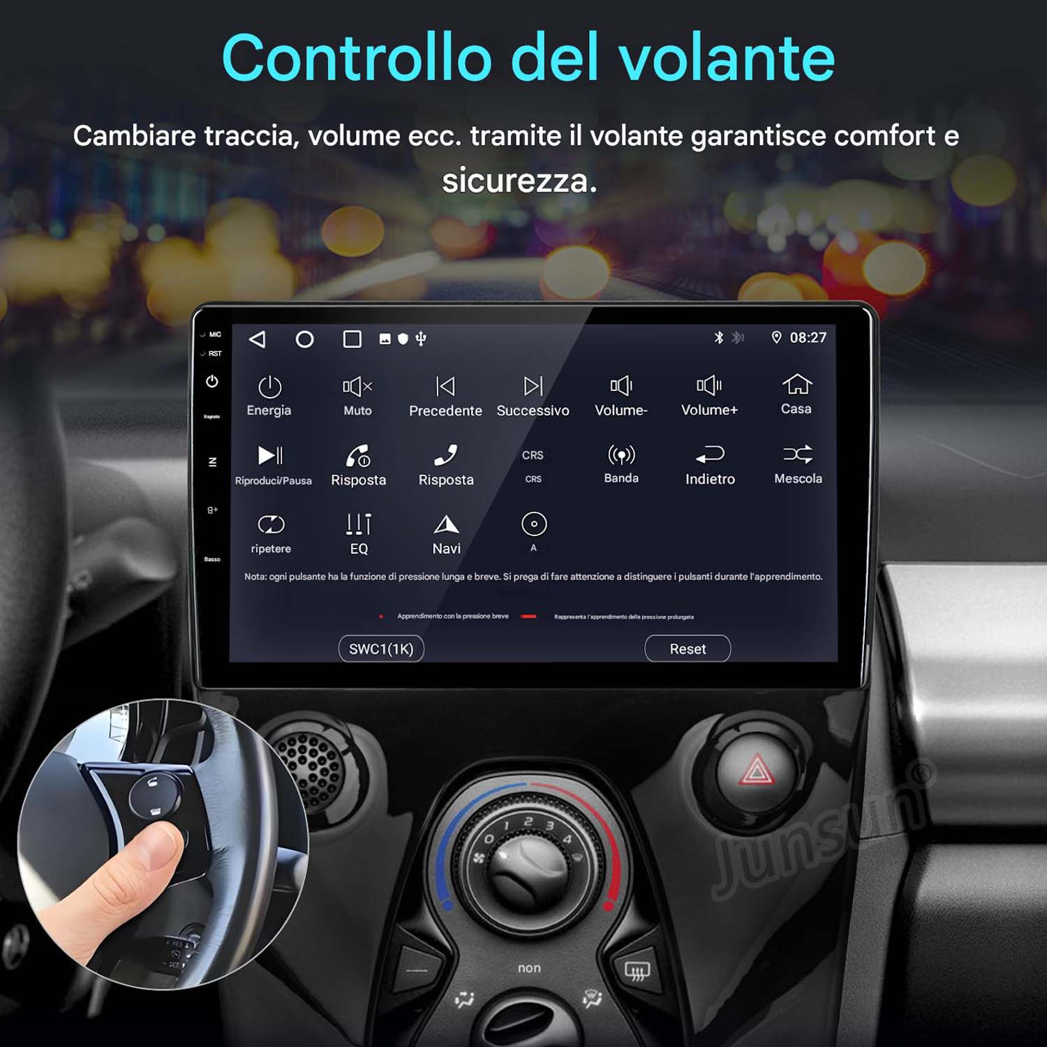 Schermo autoradio con impostazioni del controllo al volante e cruscotto con pulsante del volante.