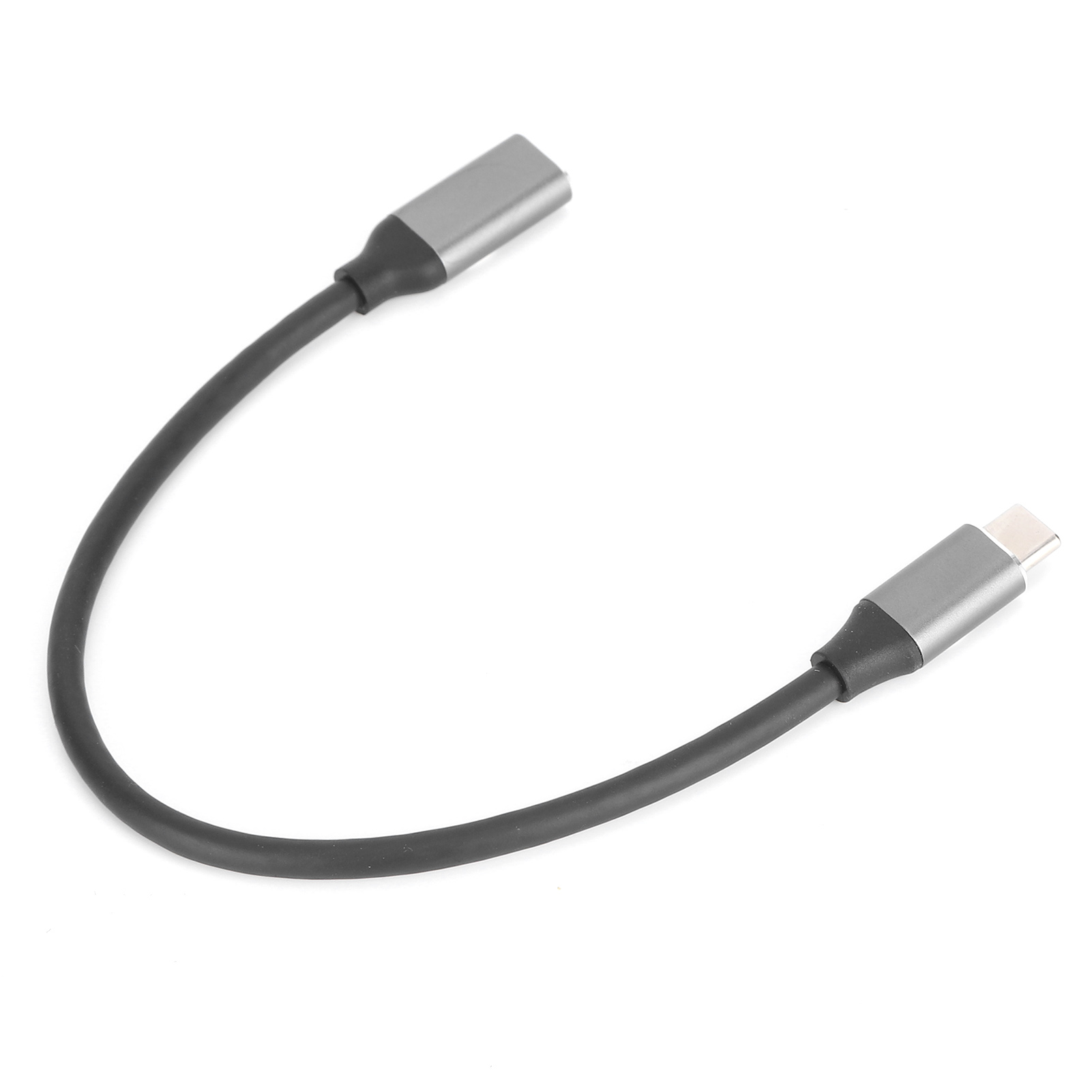 Schwarzes USB-C-zu-USB-C-Adapterkabel. Graue Anschlüsse an beiden Enden. Weißer Hintergrund.