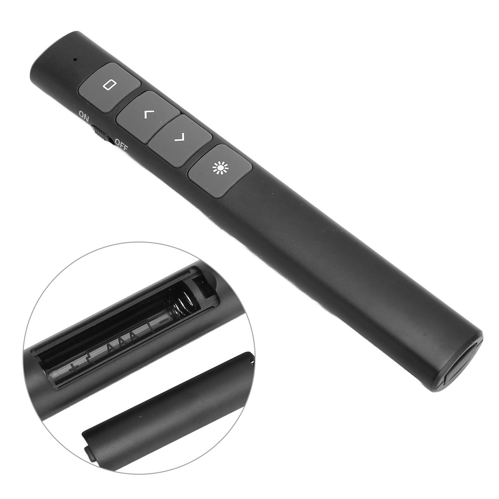 Schwarze Fernbedienung mit Tasten und geöffnetem Batteriefach, das Batterien zeigt.