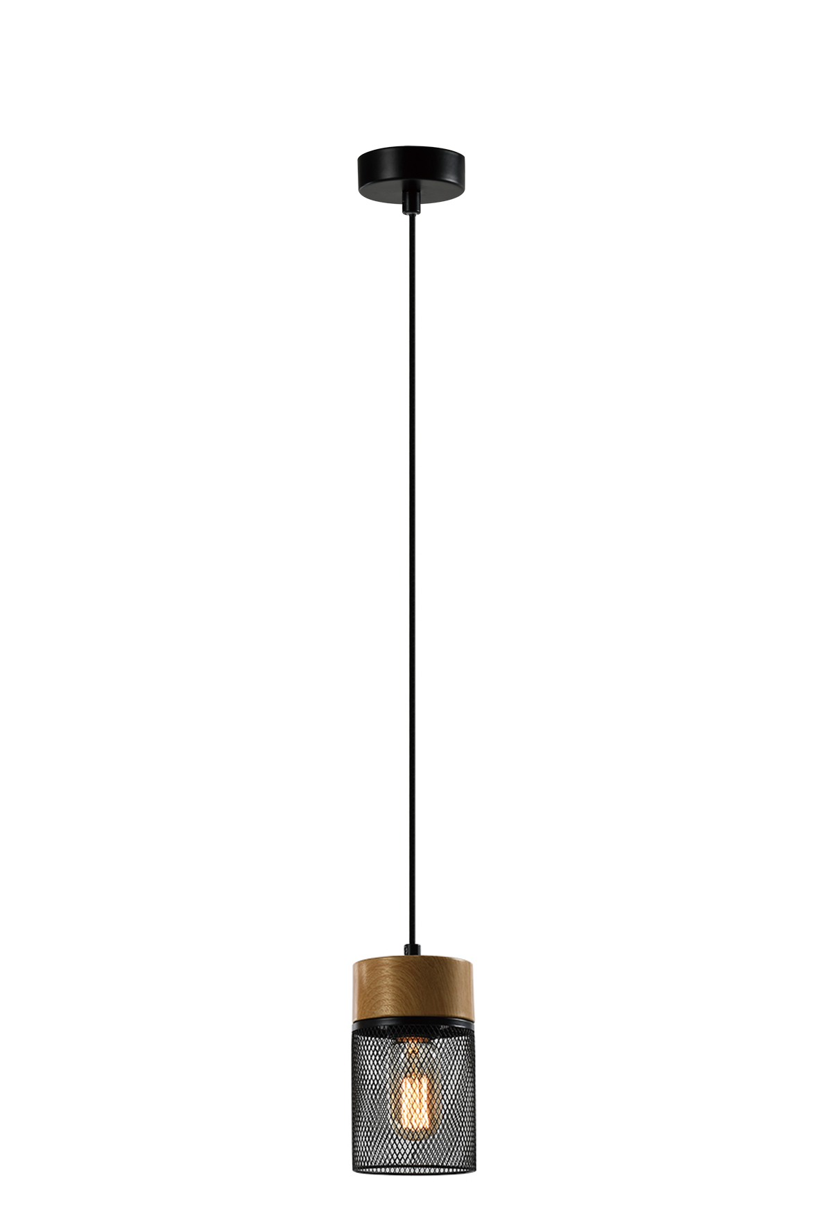Una lampada a sospensione con filo nero, base in legno e paralume a maglia metallica.