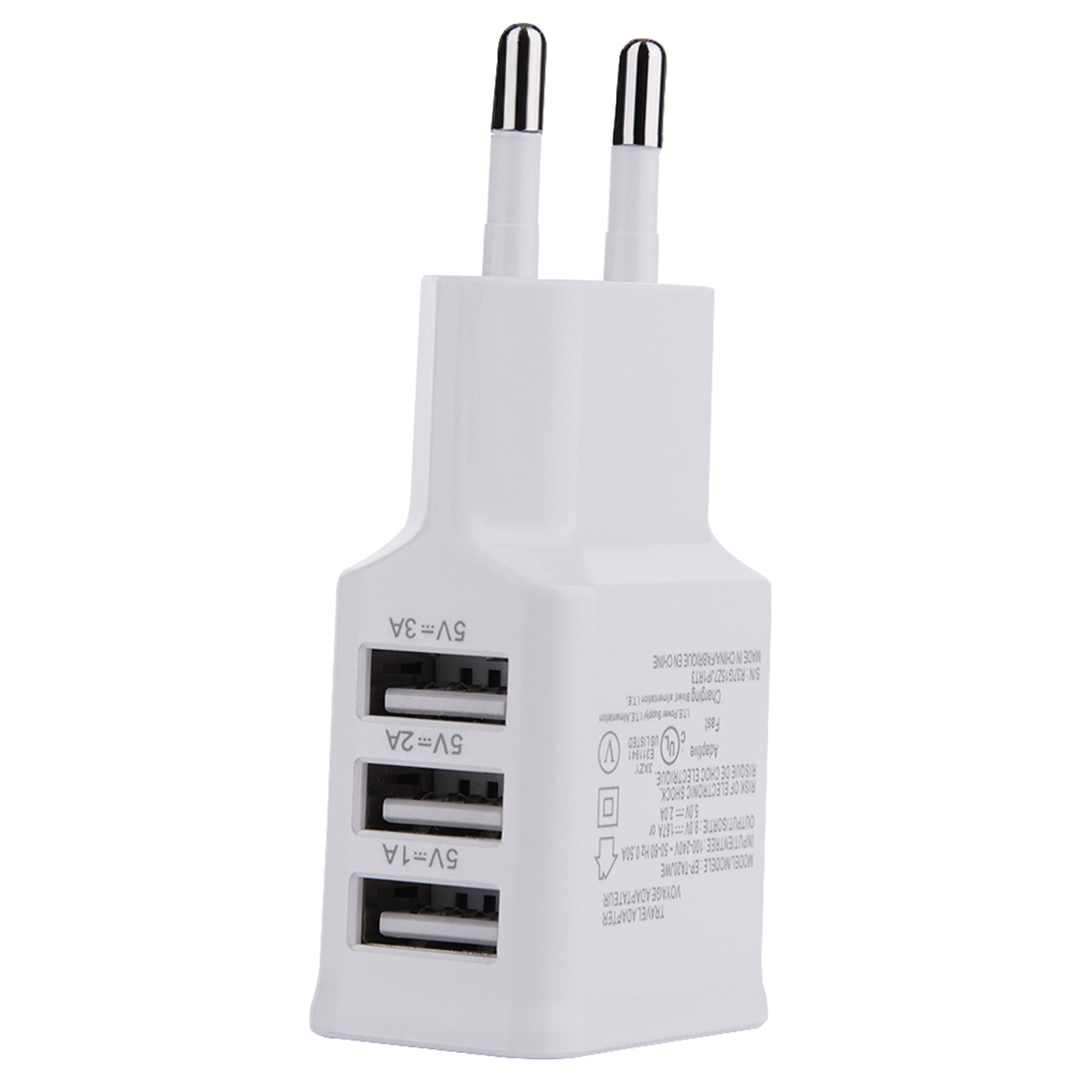 Weißes Ladegerät mit drei USB-Anschlüssen. Text: 5V=3A, 5V=2A, 5V=1A. Silberne Stifte.