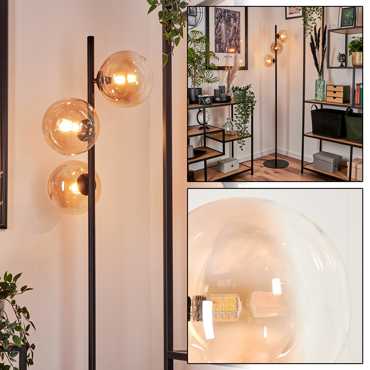 Eine schwarze Stehlampe mit drei bernsteinfarbenen Glaskugeln. Der Hintergrund umfasst Dekoration und eine Raumeinrichtung.