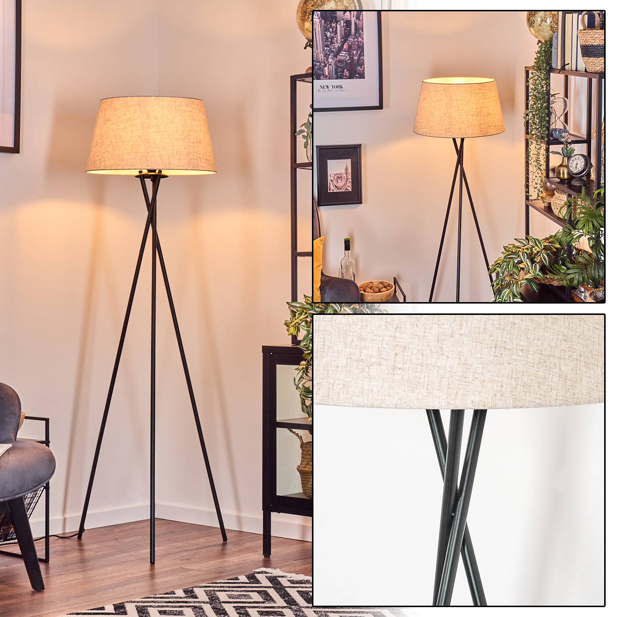 Innenaufnahme einer schwarzen Stativlampe mit beigem Schirm. Kunstwerke, Pflanzen und ein Teppich.