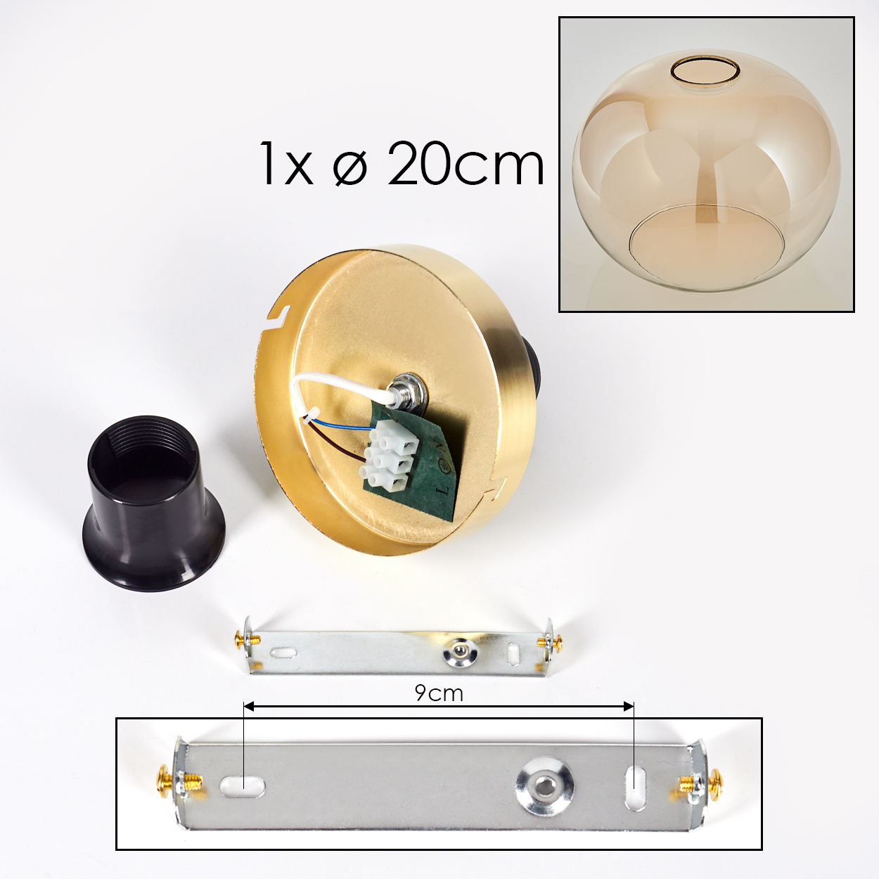 Diagramm mit Abmessungen einer Deckenlampe aus Messing mit bernsteinfarbenem Glaskugel und ihren Komponenten.