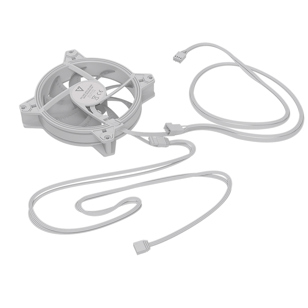 Biały wentylator komputerowy z przewodami i złączami na białej powierzchni.