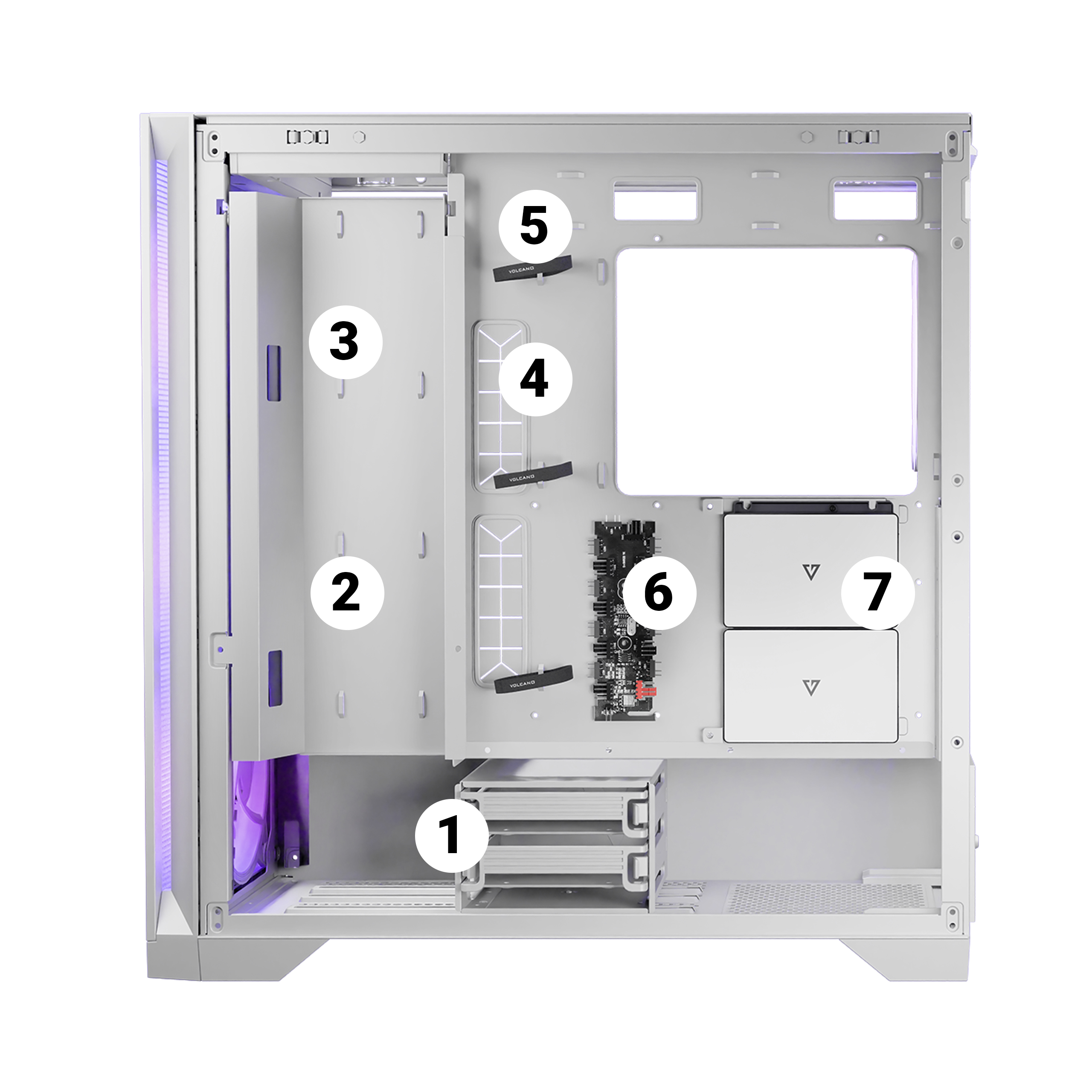 Wnętrze białej obudowy komputera z oznaczonymi przegrodami i komponentami.