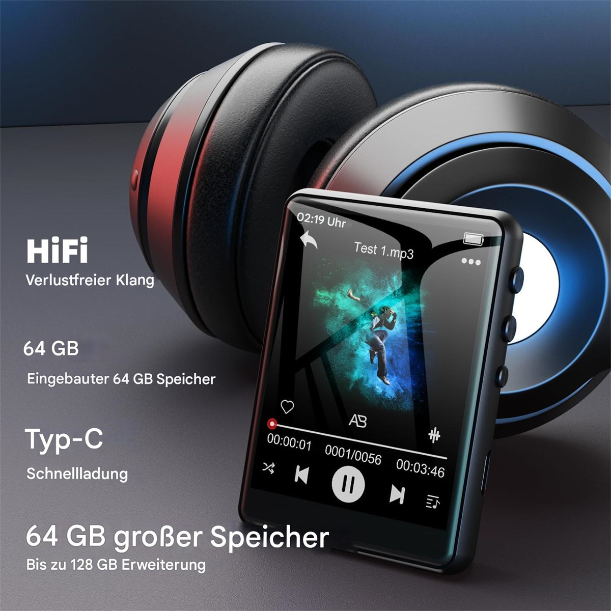 Ein schwarzer MP3-Player mit Bildschirm befindet sich in der Nähe von Kopfhörern. Text auf dem Bildschirm und auf dem Player.