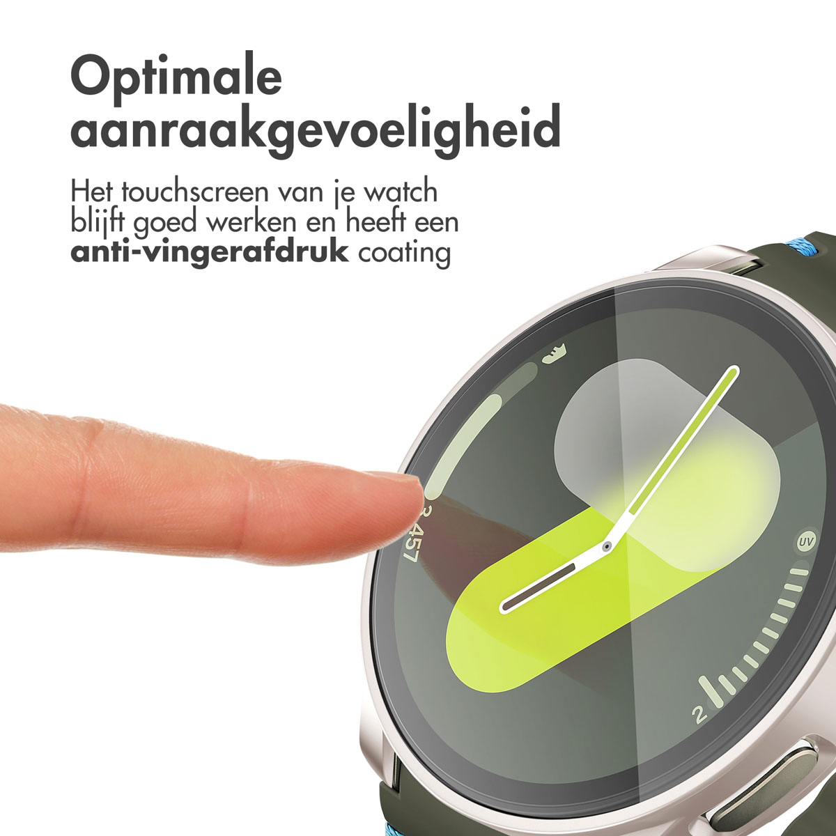 Vinger raakt een horlogescherm aan. Horloge is zilver, groen en zwart. Nederlandse tekst.