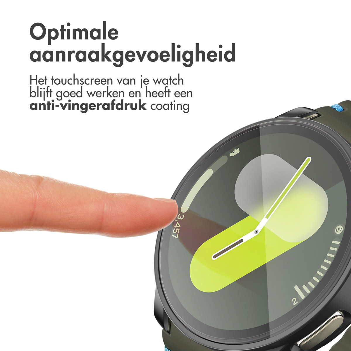 Een vinger raakt het horlogescherm aan. De wijzerplaat toont een groene balk en de tijd.