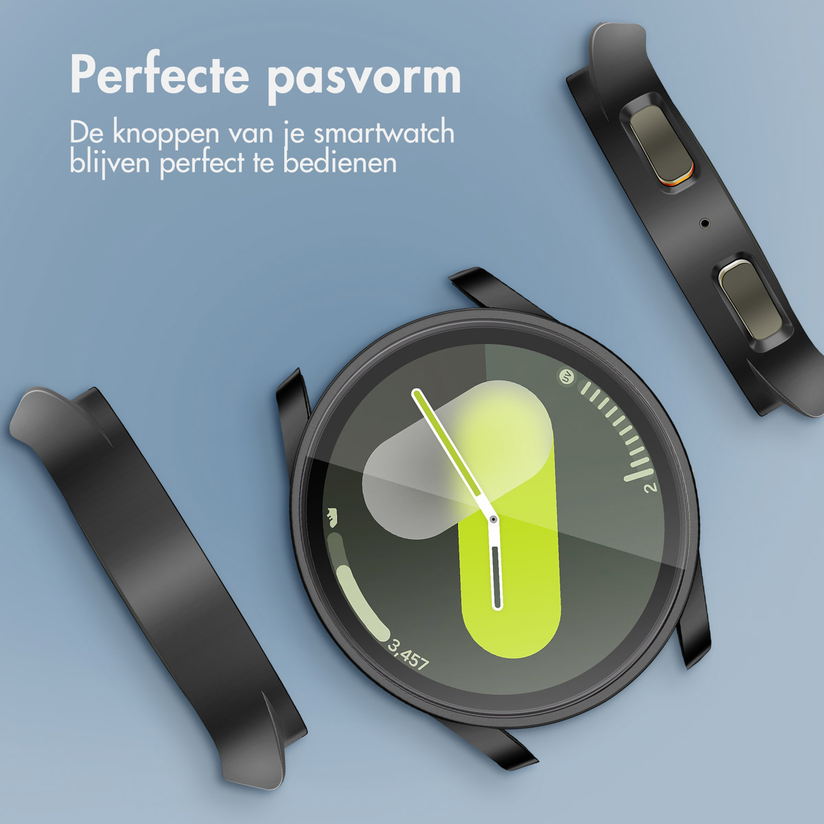 Een smartwatch met de onderdelen gescheiden tegen een blauwe achtergrond.