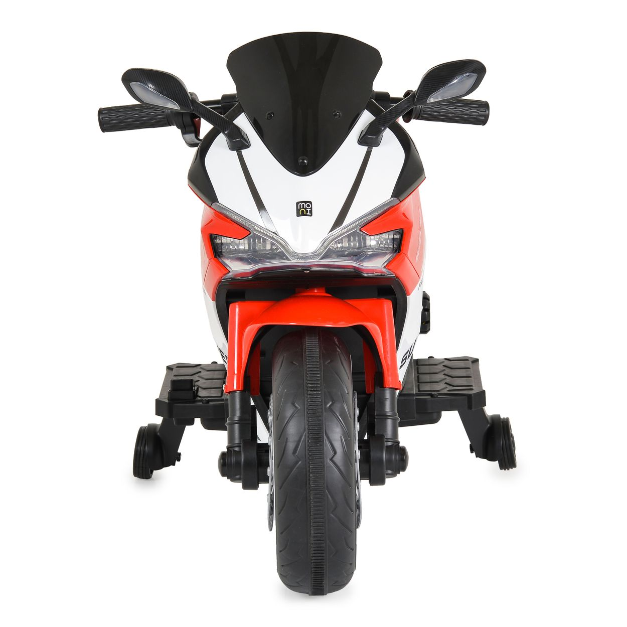 Rotes, weißes und schwarzes Spielzeugmotorrad, mit Stützrädern. Vorderansicht, isoliert auf weißem, klarem Hintergrund.