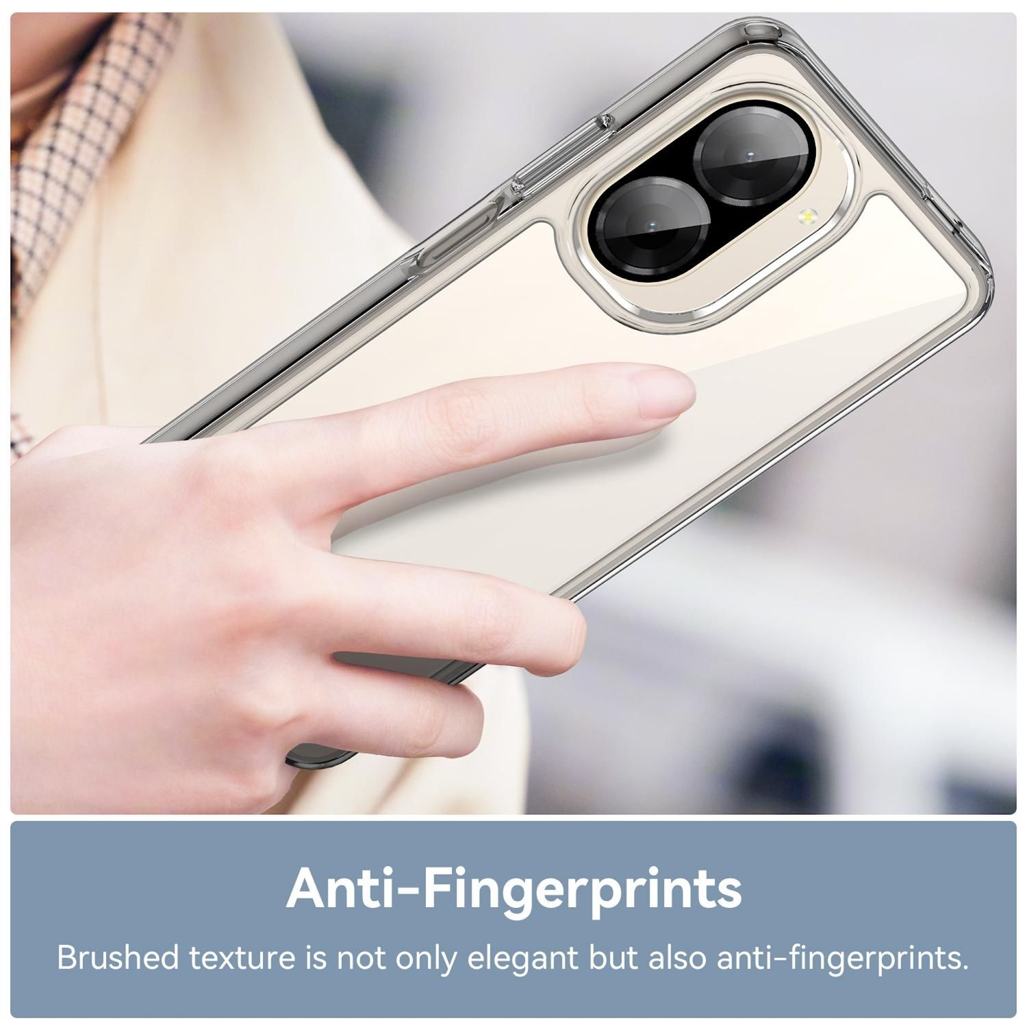 Eine transparente Handyhülle auf einem Telefon, gehalten von einer Hand. Die Hülle hat eine klare Rückseite und einen silbernen Rahmen.