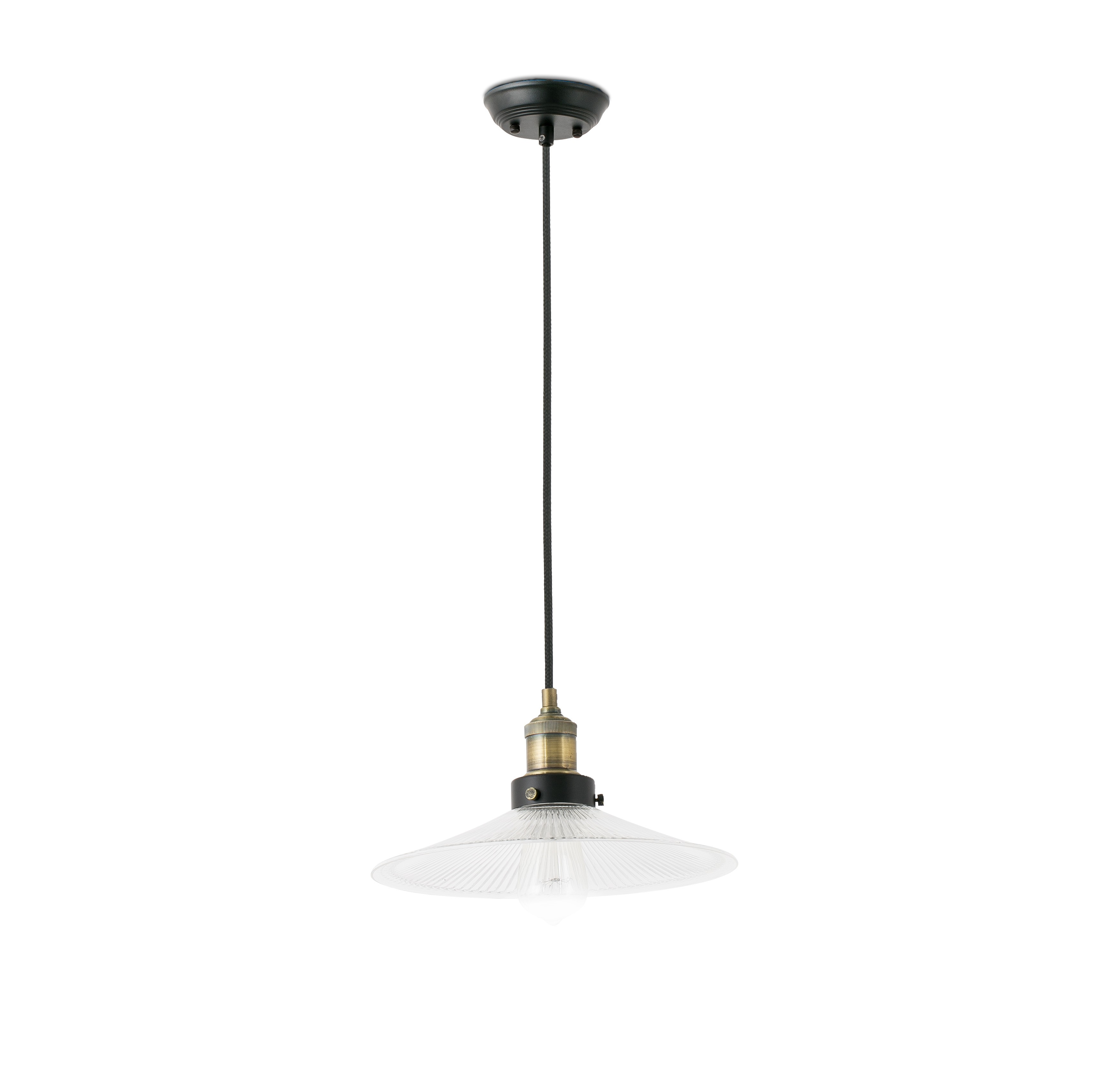 Lampada a sospensione con paralume in vetro, montatura nera, su sfondo bianco.