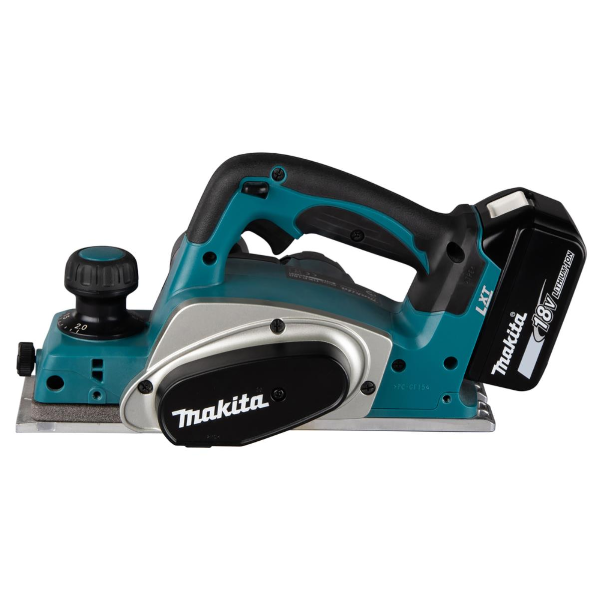 Pialla elettrica Makita, verde acqua e nera. Ha una base argentata e un'impugnatura nera. Una batteria è sul lato.