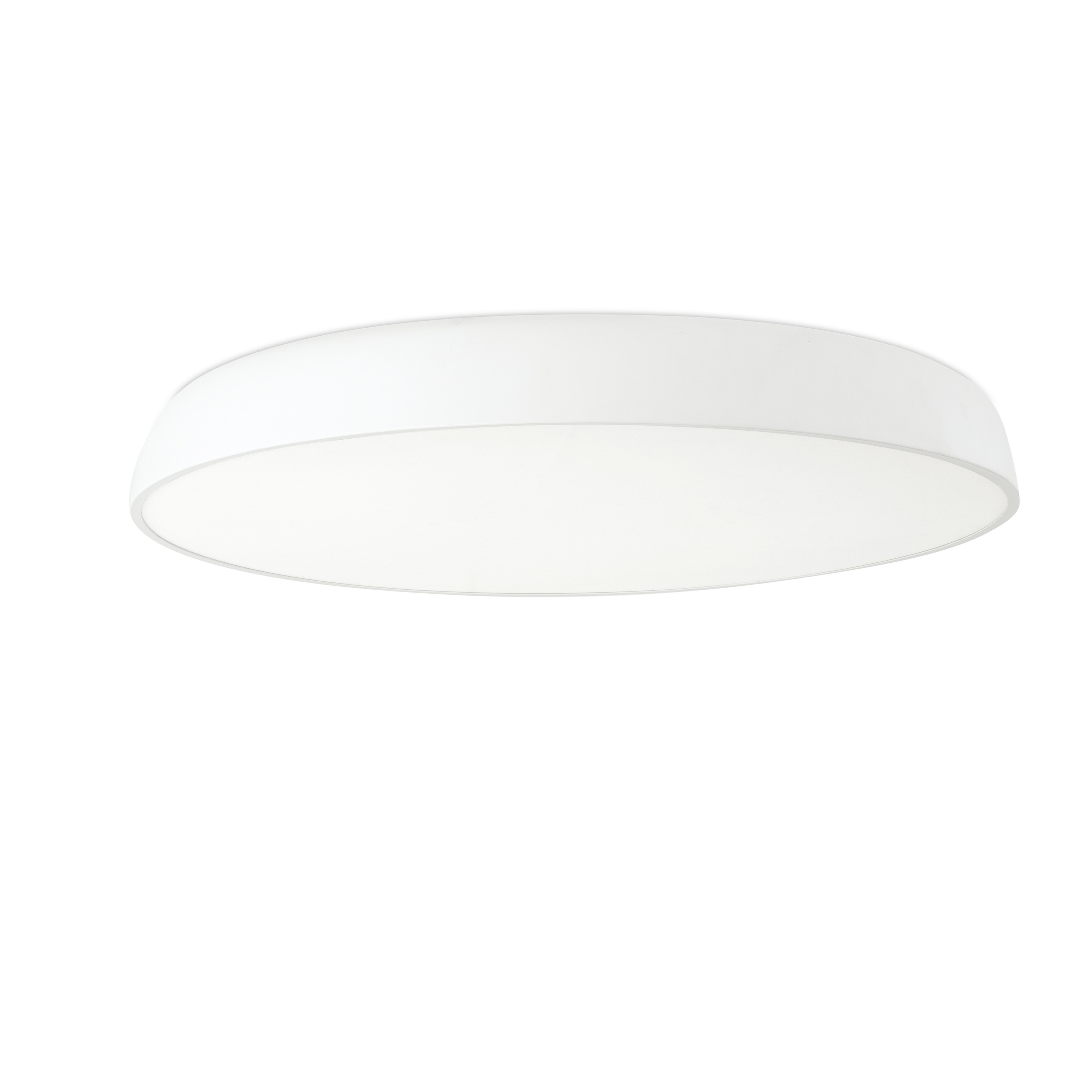 Una plafoniera bianca, di forma ovale, a filo, con una luce diffusa.