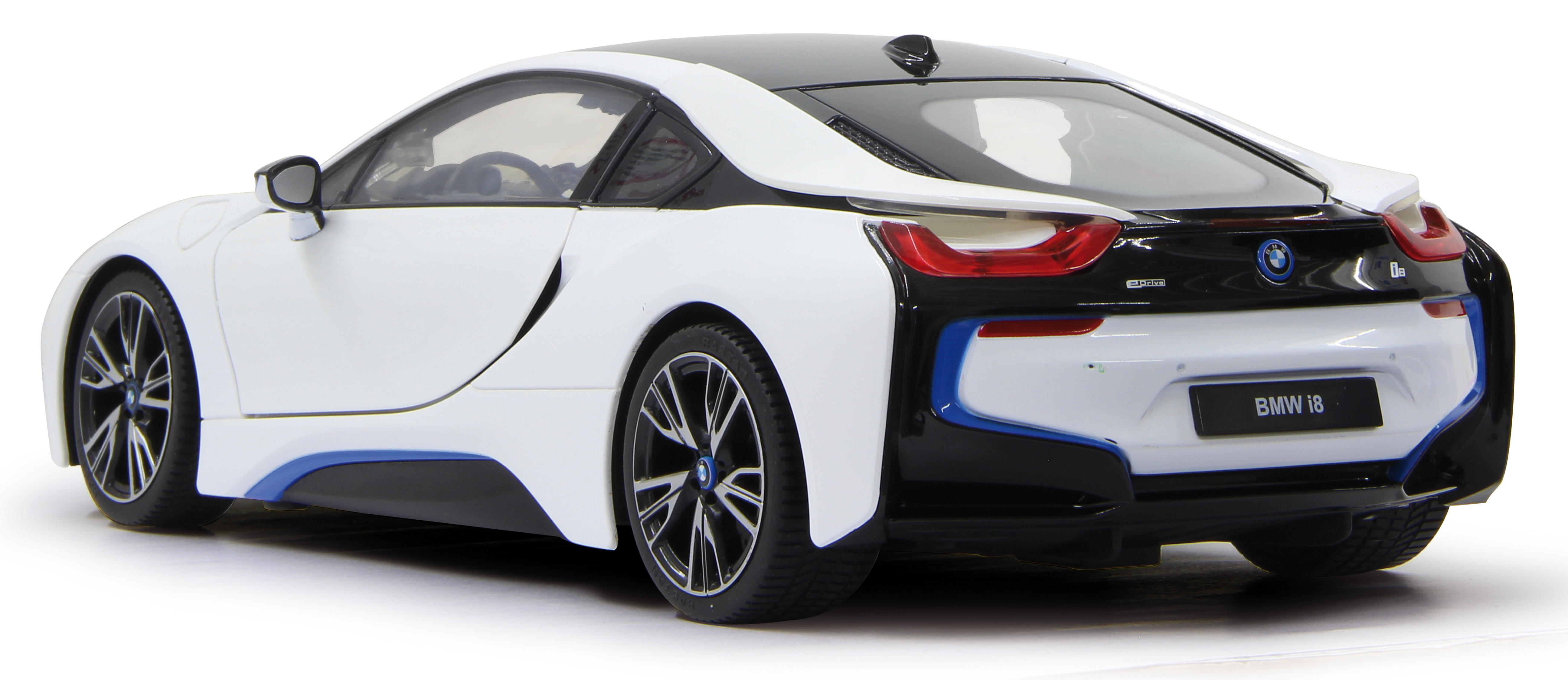 Biały zabawkowy samochód BMW i8, widok z tyłu i czarno-niebieski detal.