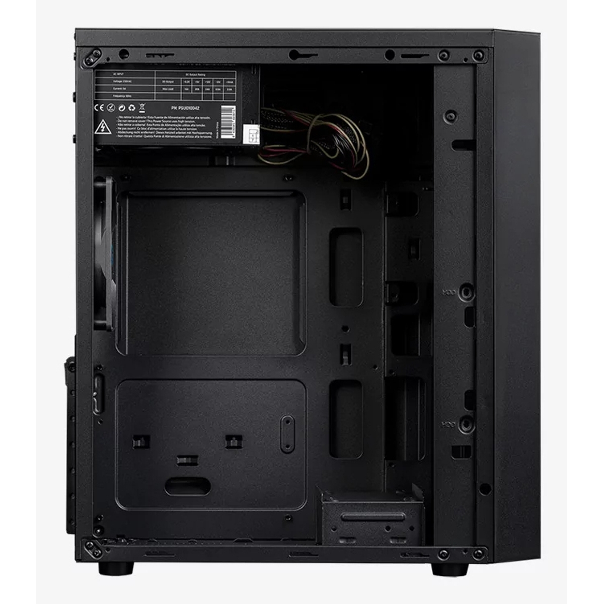 Interno di un case nero per computer con vari componenti, fili e un alimentatore.