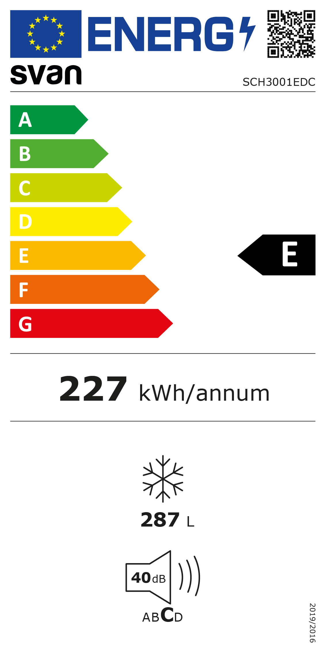 Etiqueta energética de un refrigerador, con clasificaciones de la A a la G, que muestra una clasificación E.